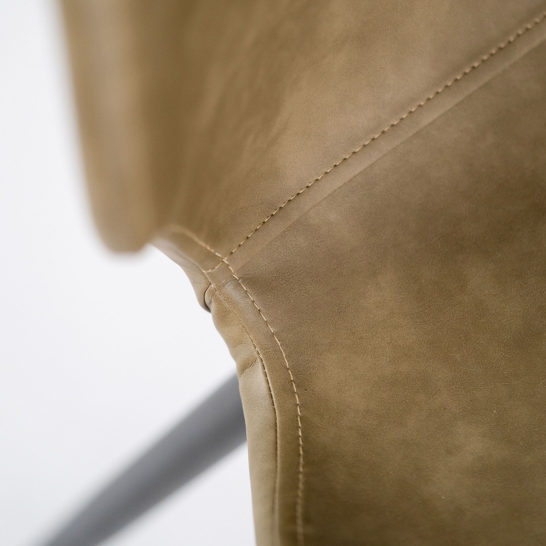 Set di sedie eleganti in similpelle "Liam" soft touch vintage cm 45x55 83h