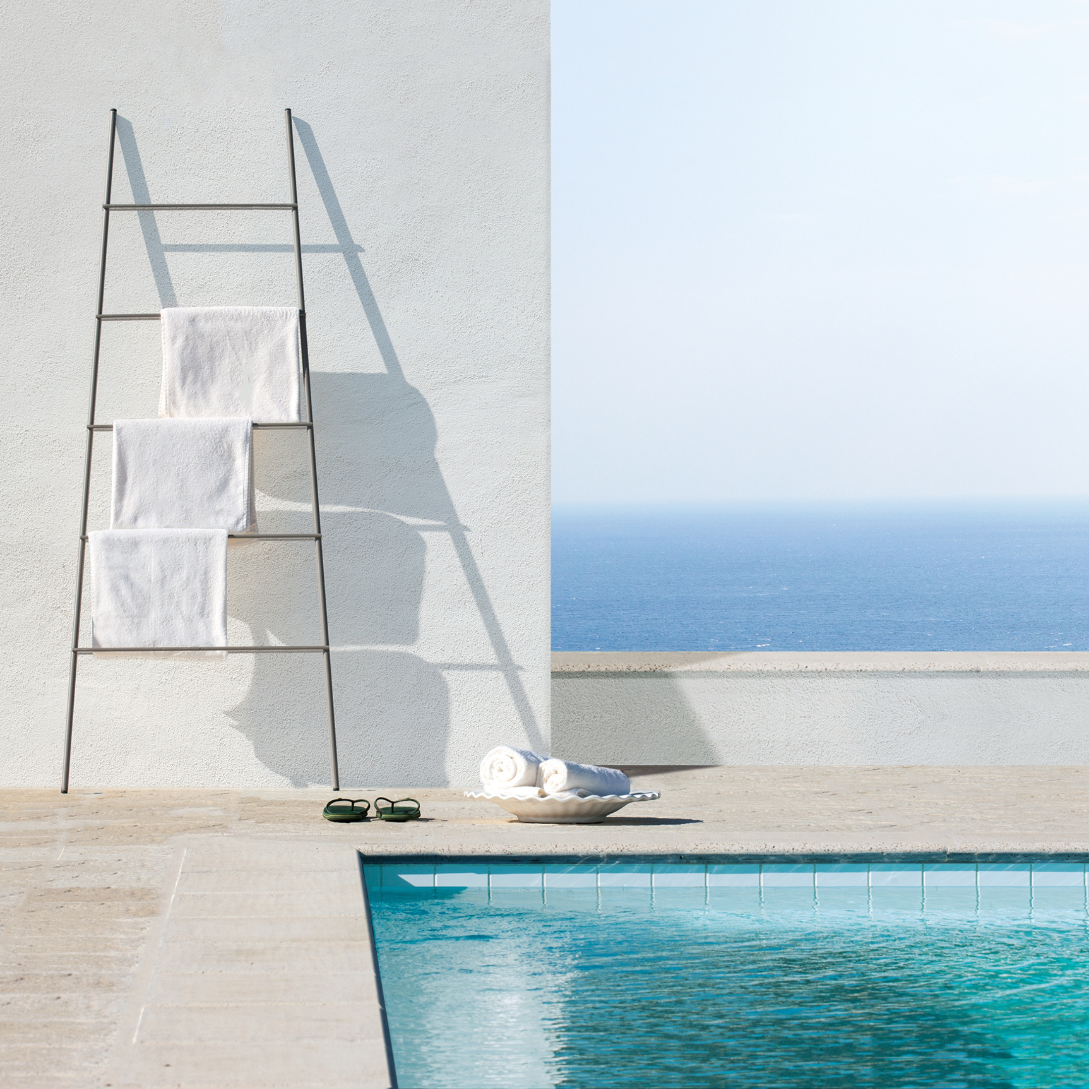 Echelle à serviettes "Daisy" support de jardin en métal 74x2 cm 190h