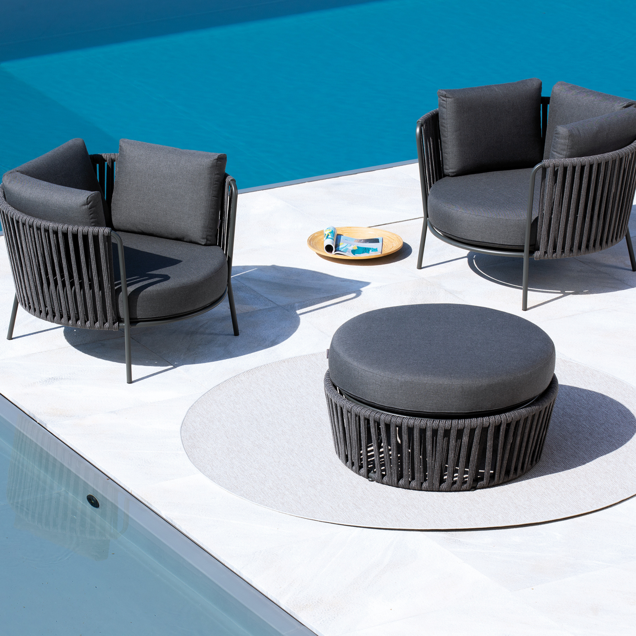 Poltrona bassa maxi in corda e acciaio inox "Daisy Rope" sedia lounge da giardino cm 104x104 71h