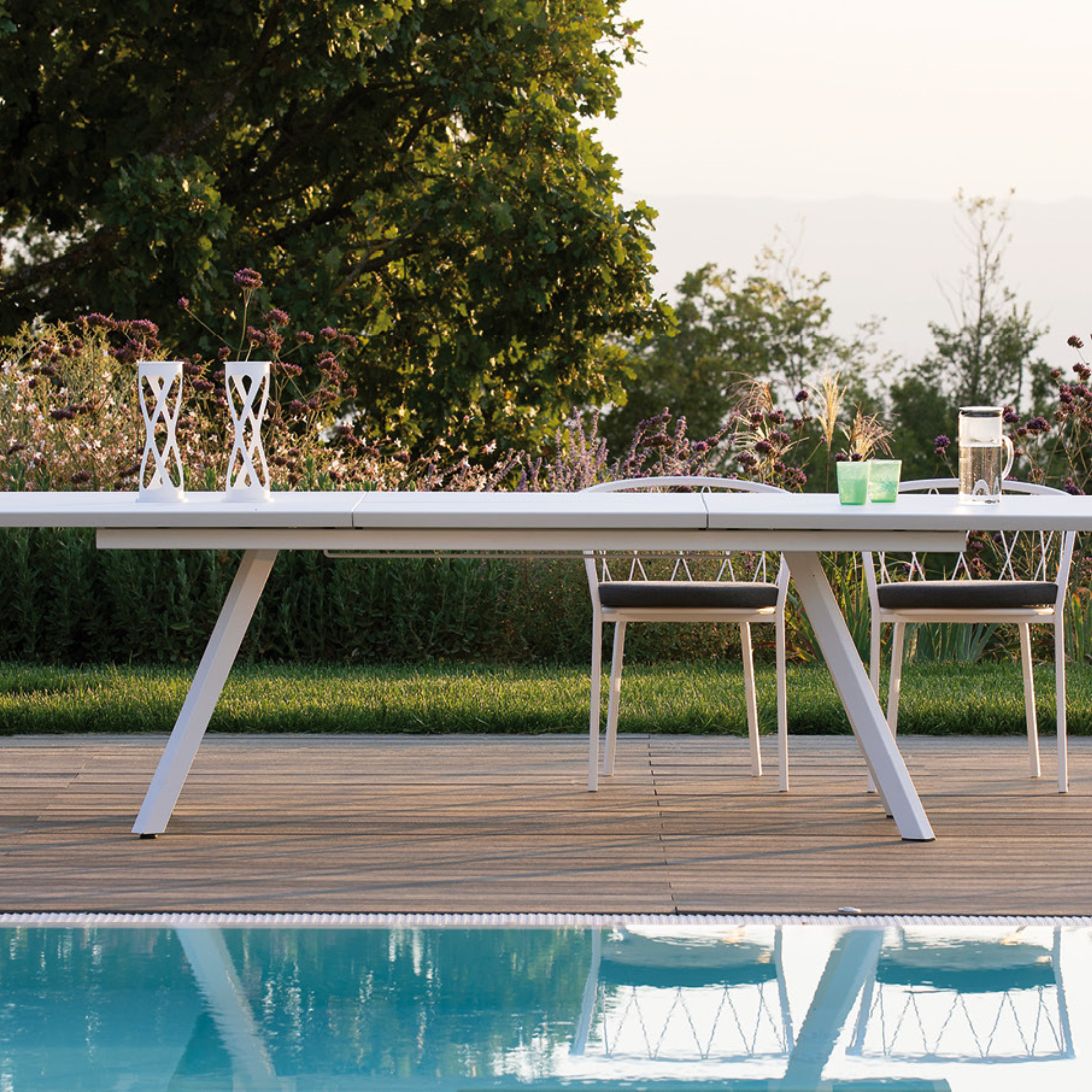 Set di sedie da giardino in metallo verniciato impilabili "Daisy" cm 57x55 75h