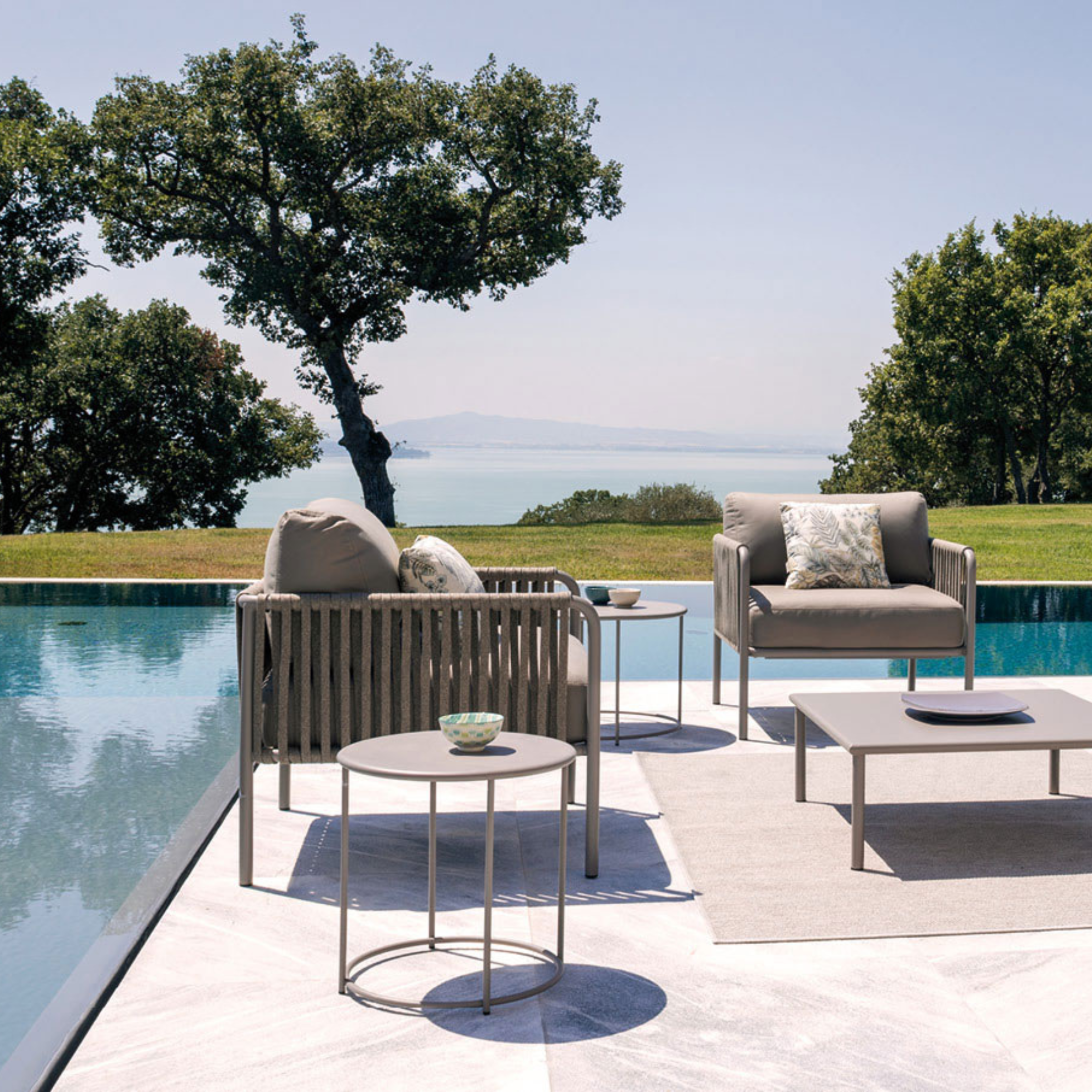 Canapé 2 places avec dossier en corde "Key West2" avec coussins 163x83 cm 78h