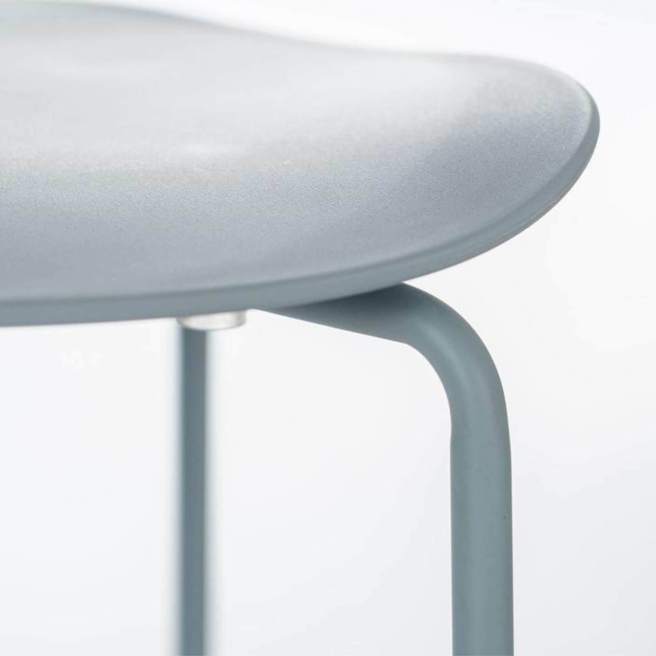 Set di sedie azzurre moderne in polipropilene da pranzo "Bora" con gambe in metallo elegante cm 51x45 82h