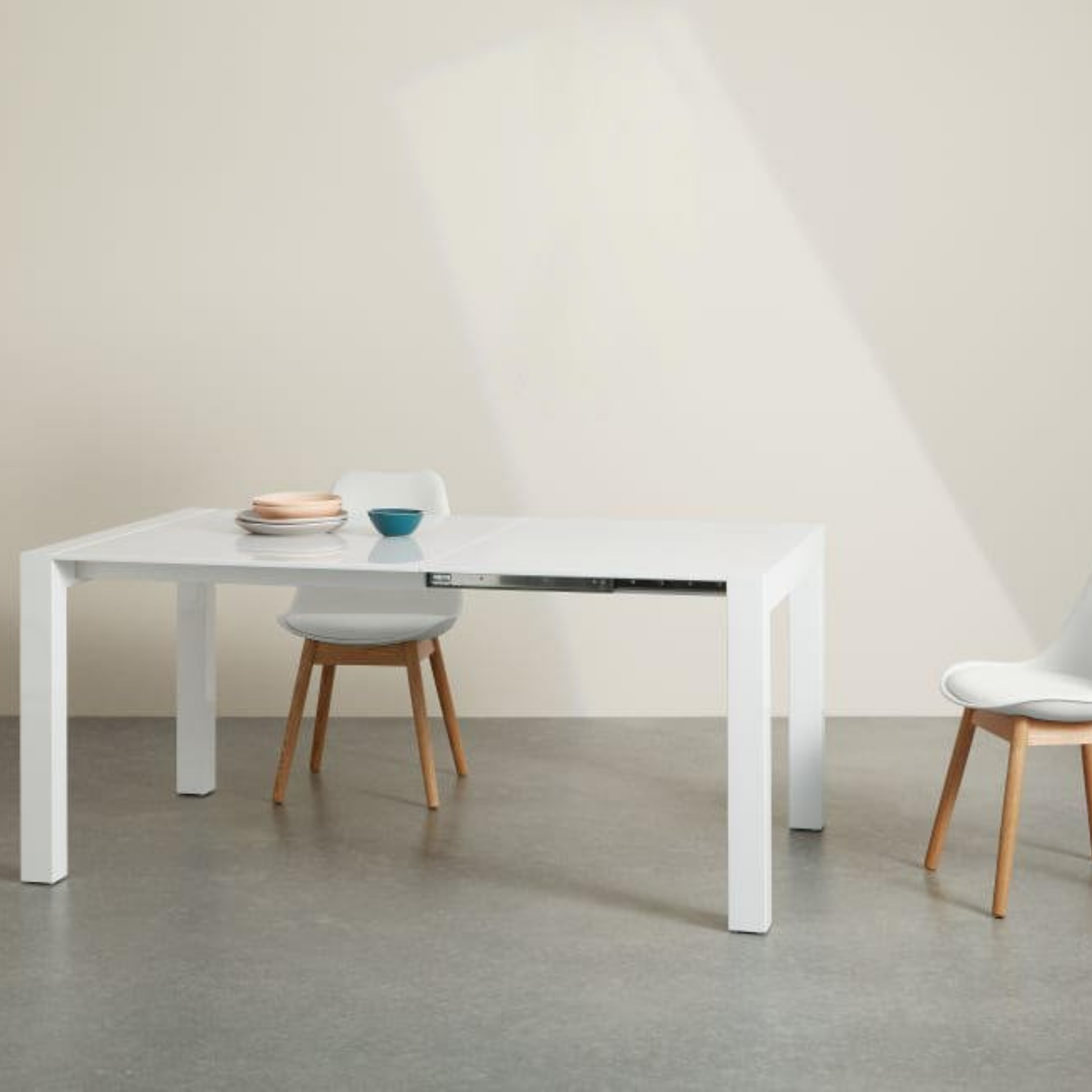 Mesa de comedor extensible de madera blanca "Nemes" 103/170x90 cm 76h