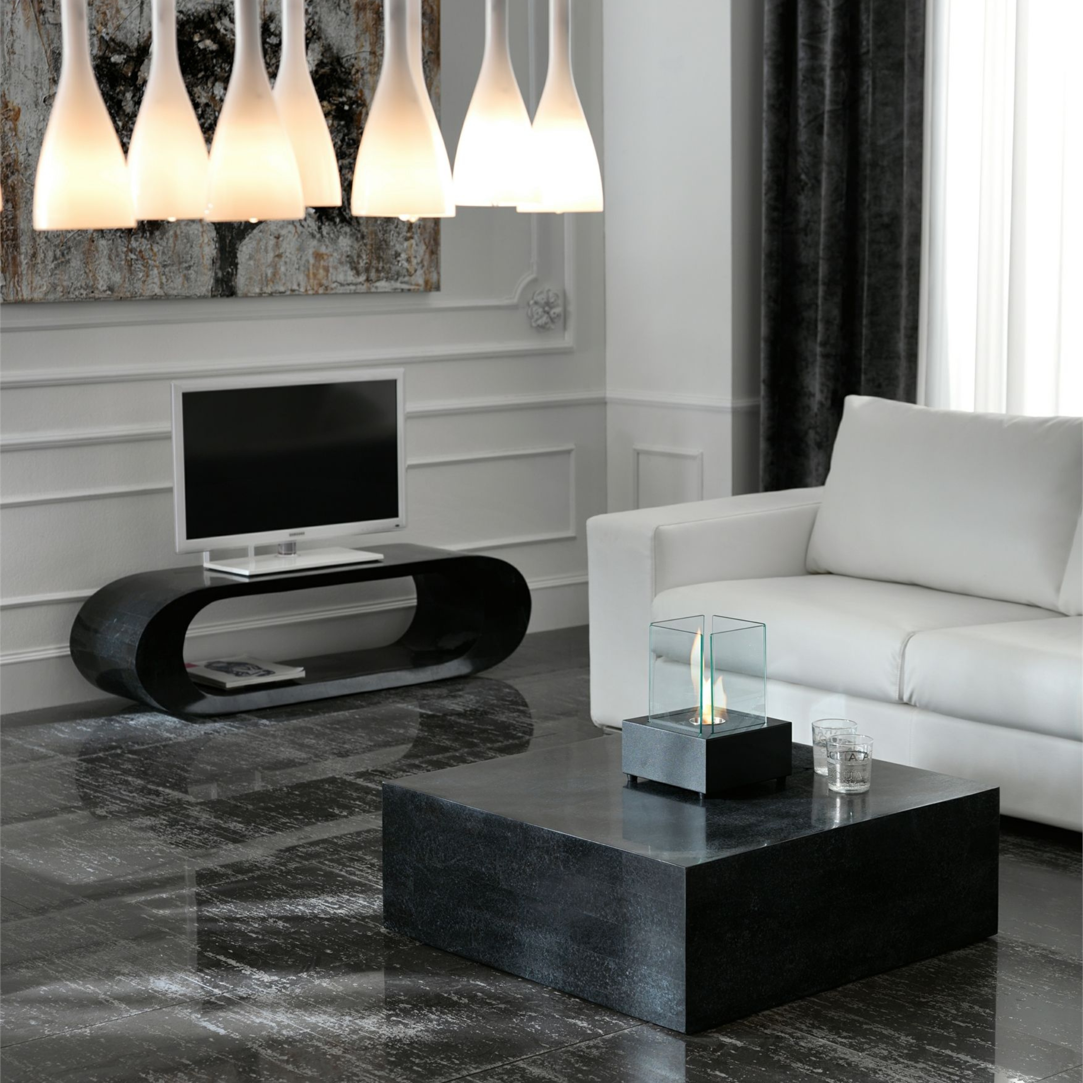 Table basse en pierre fossile "Nanay" 80x80 cm 28h