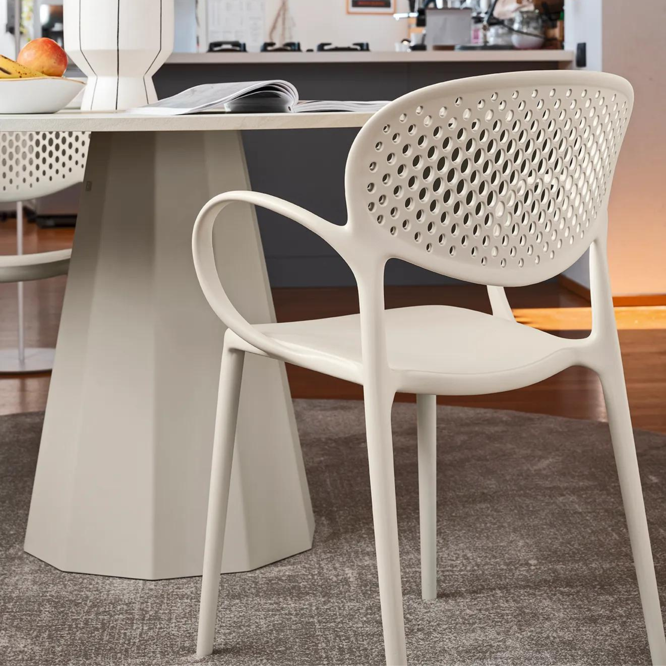 Set di sedie moderne "Abby" da soggiorno in polipropilene cm 58,5x53,5 82h