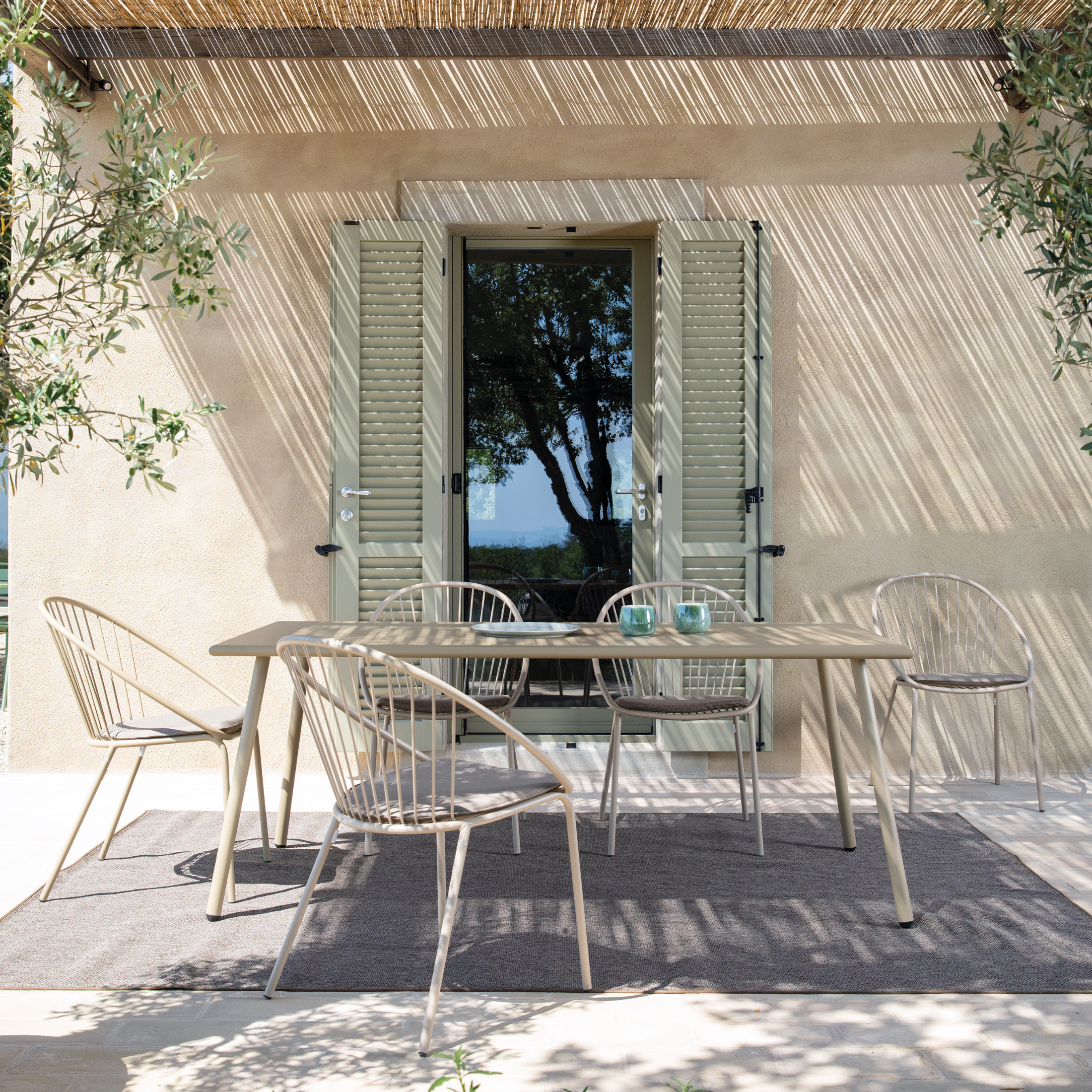 Set di sedie da giardino impilabili "Aria5" in metallo zincato cm 57x58 83h