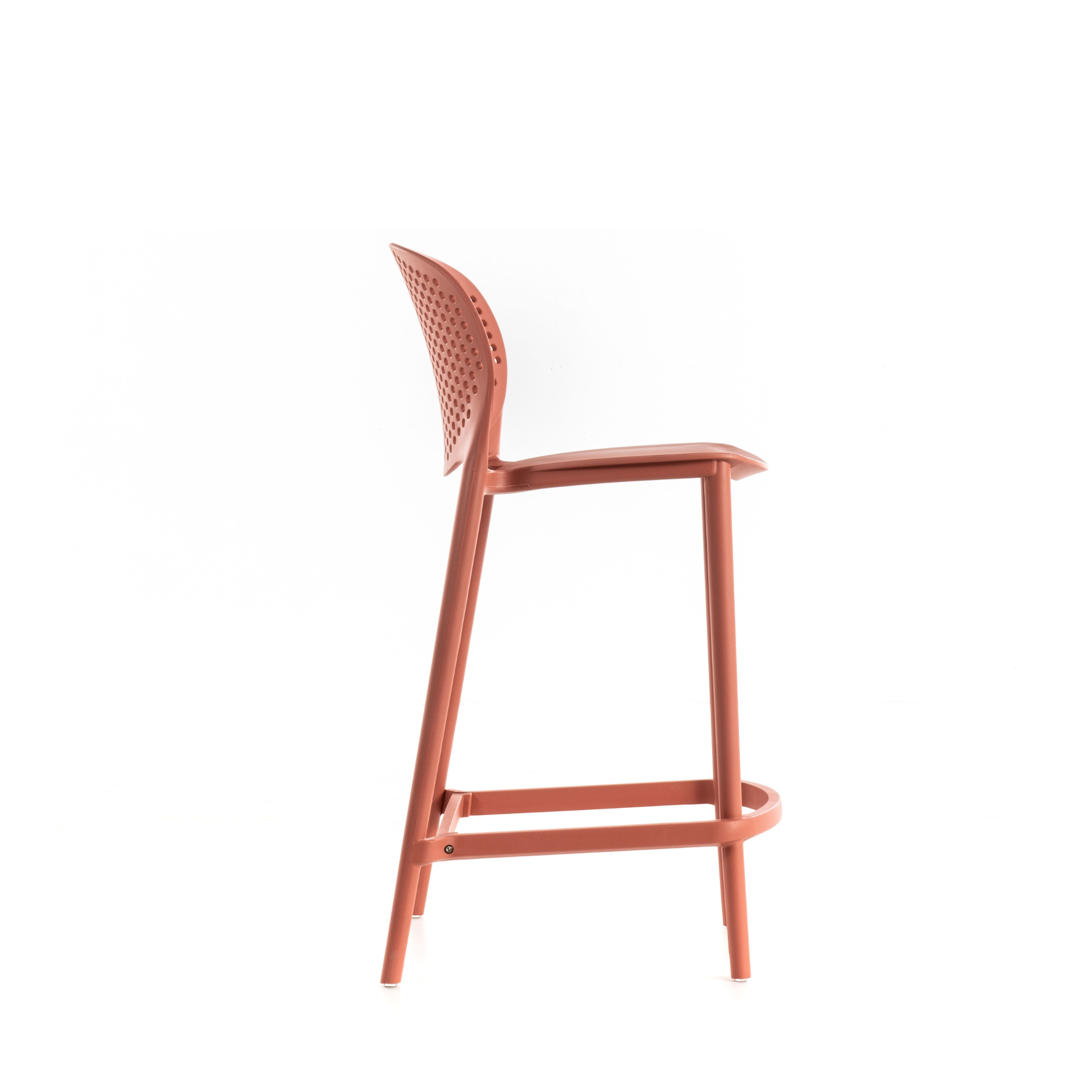 Tabouret haut empilable en PP avec repose-pieds "Spot" 46x42 cm 93h