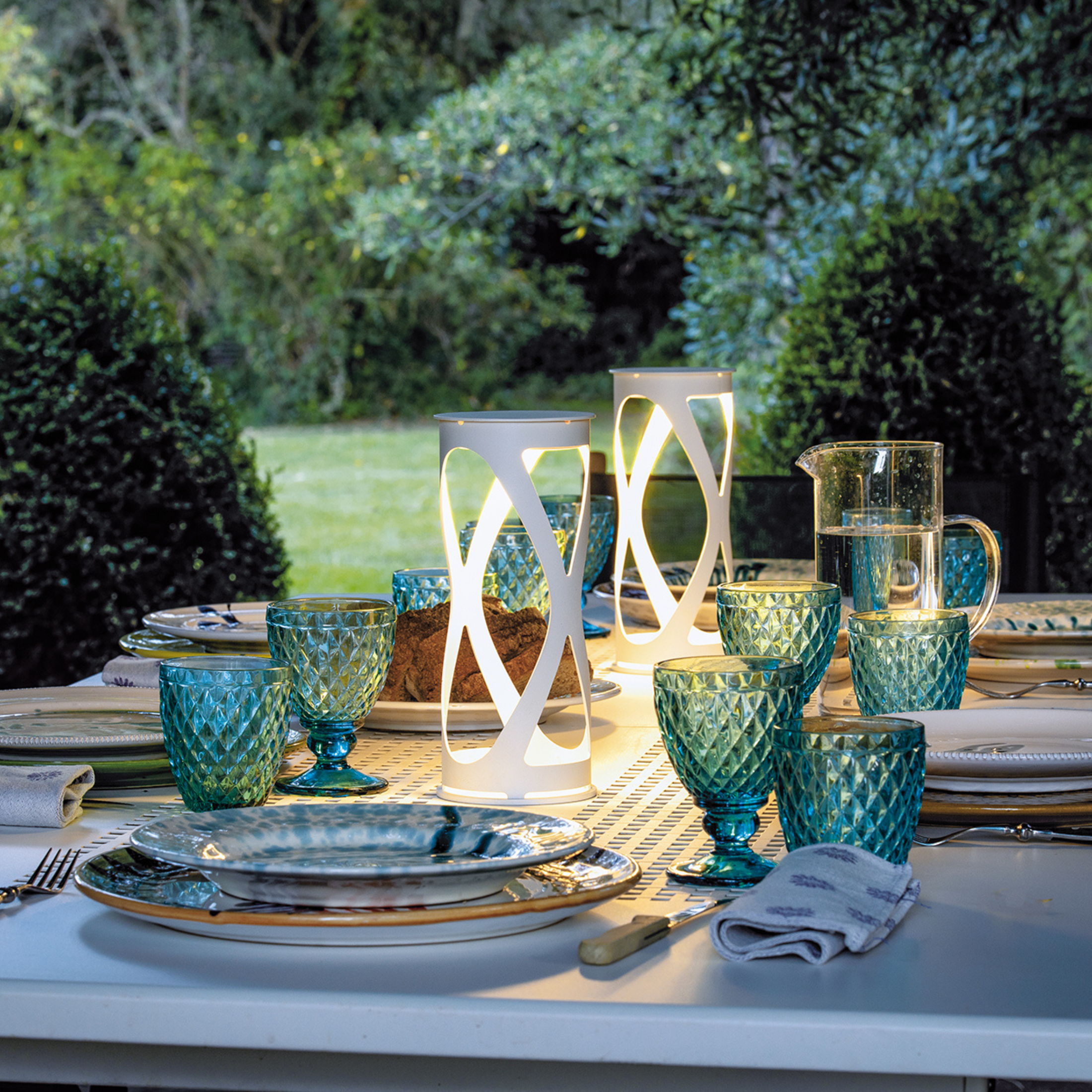 Lampada da tavolo in metallo "Luna" ricaricabile da esterno cm 12x12 26h