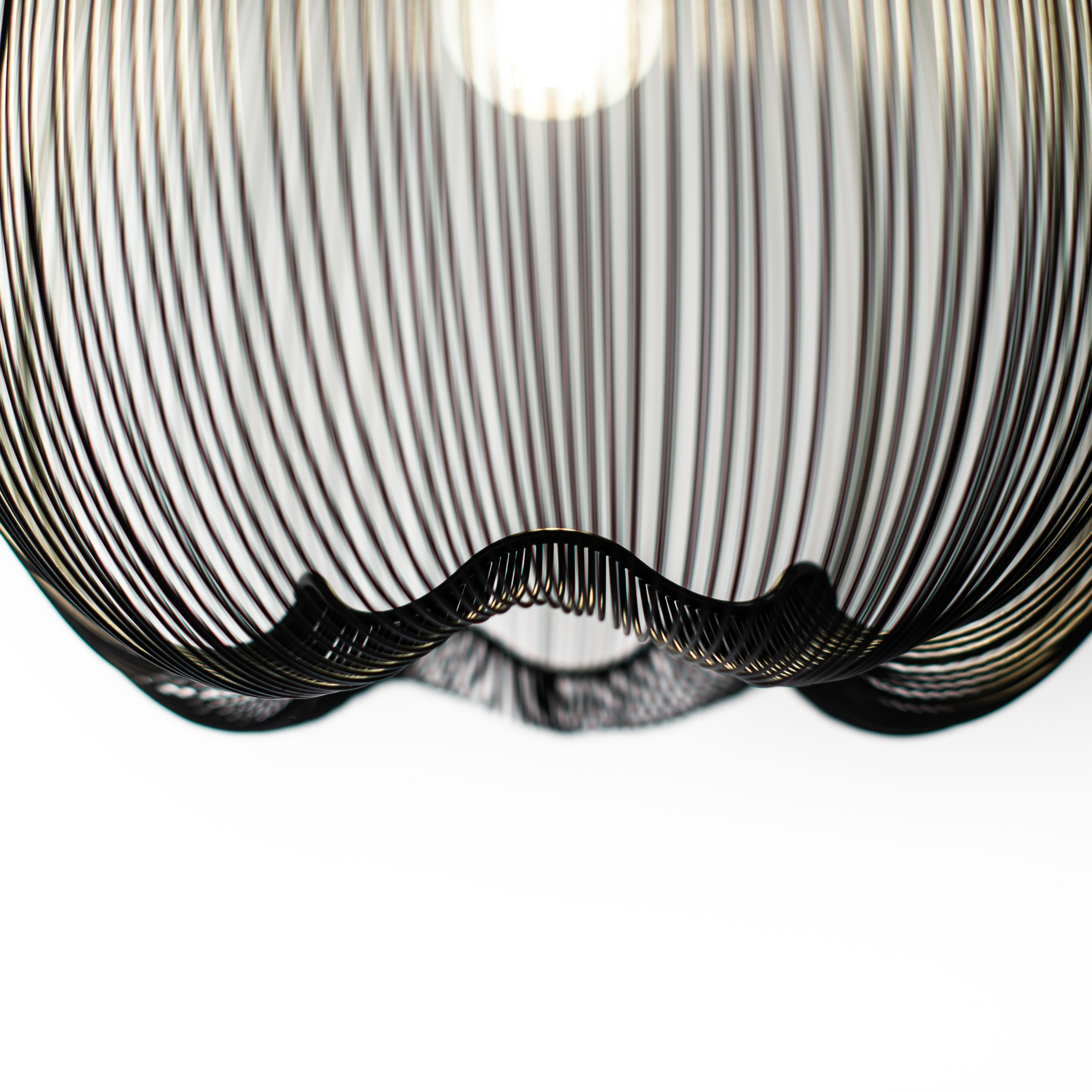 Lampada con paralume in metallo "Sirio" sospesa e da tavolo