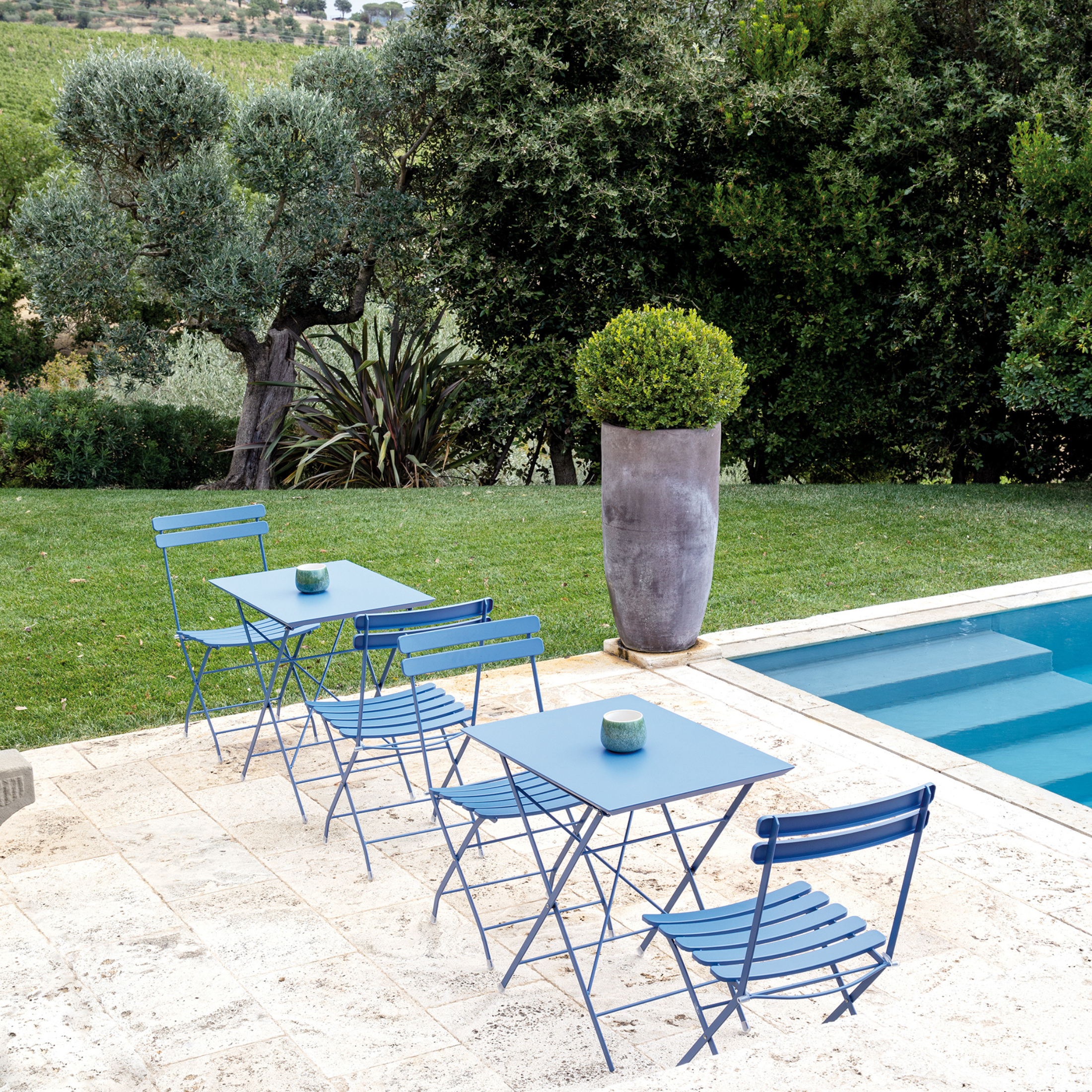 Table carrée pliante "Step" en métal galvanisé pour jardin h 75 cm