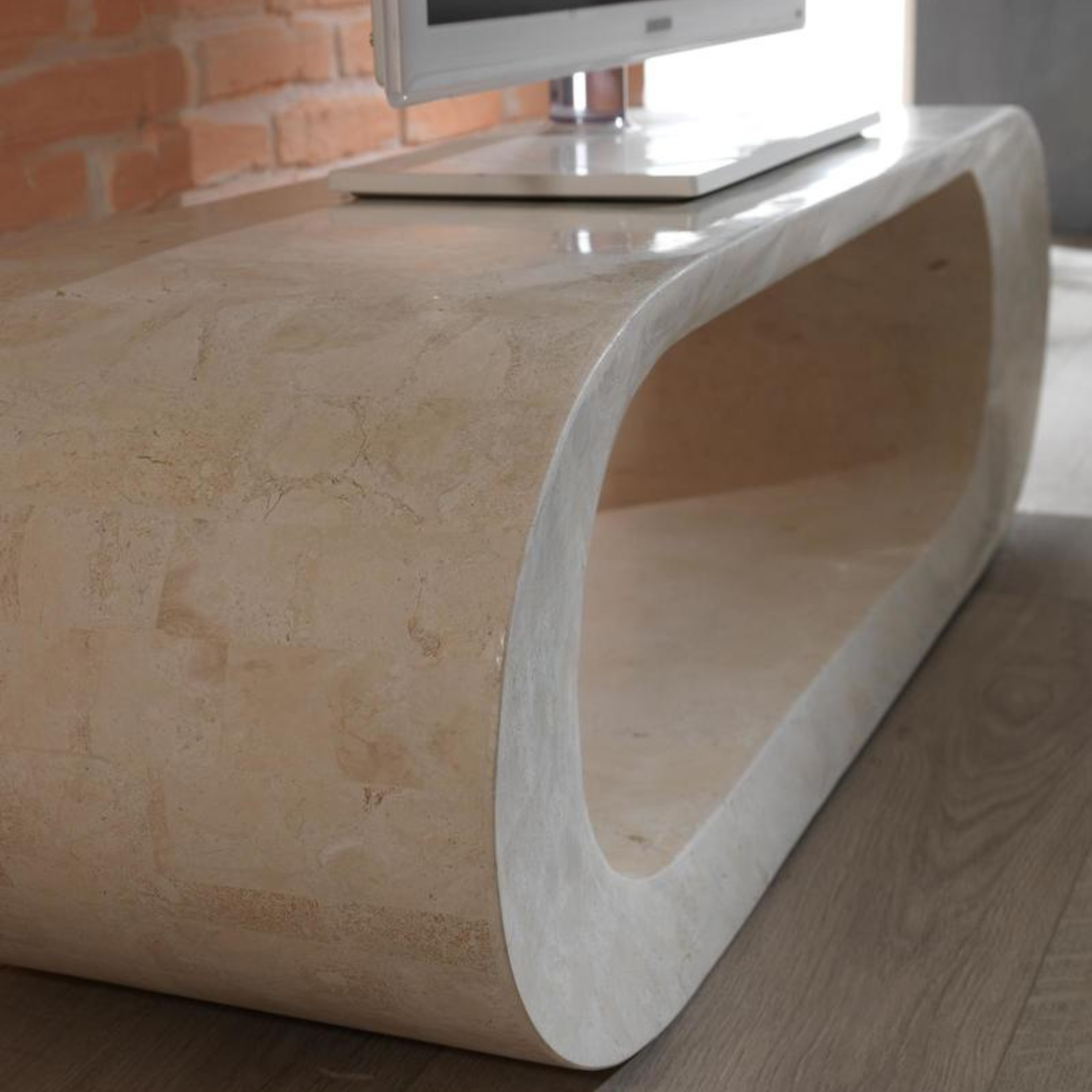 Tavolino basso porta tv moderno in pietra fossile "Tay" cm 120x62 35h