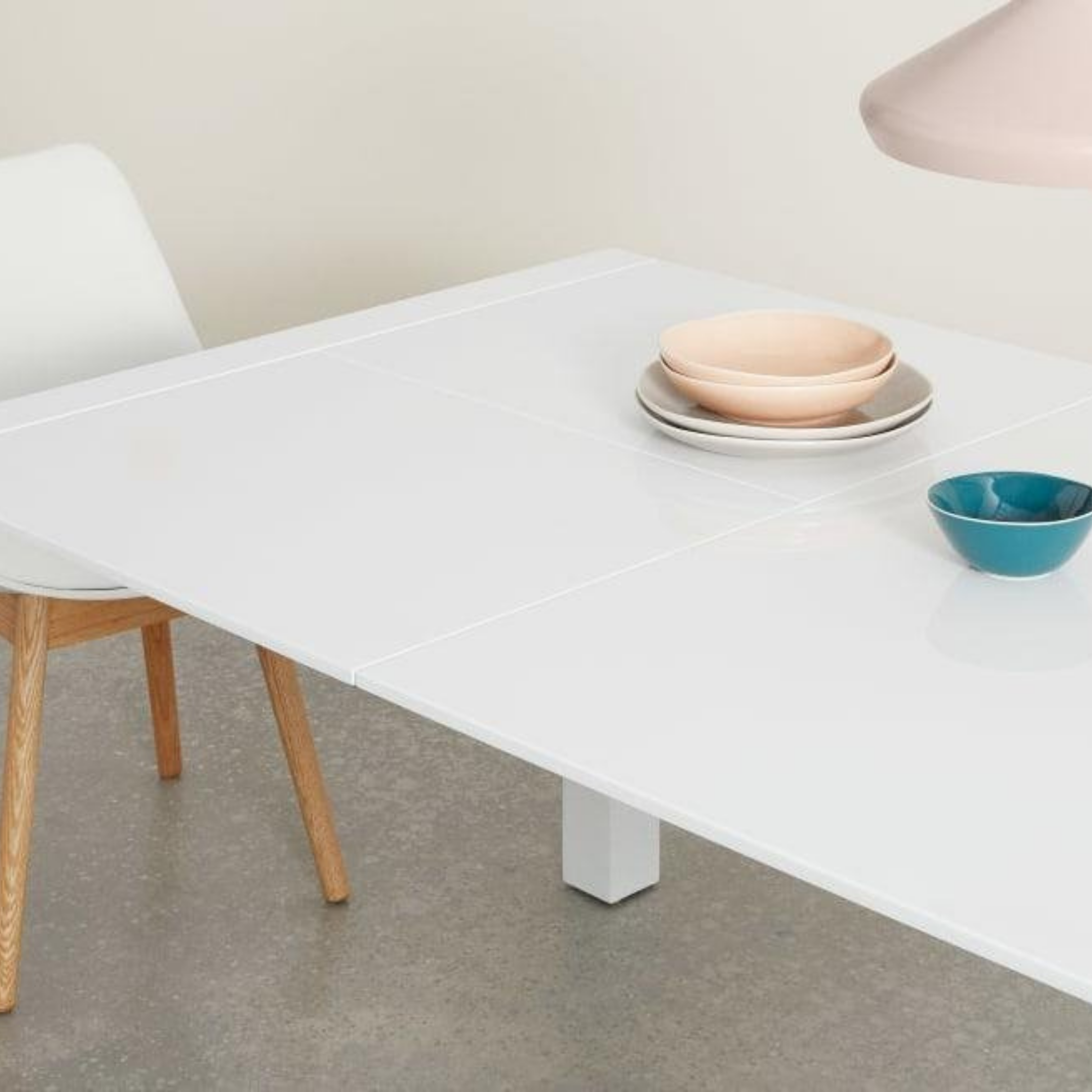 Mesa de comedor extensible de madera blanca "Nemes" 103/170x90 cm 76h