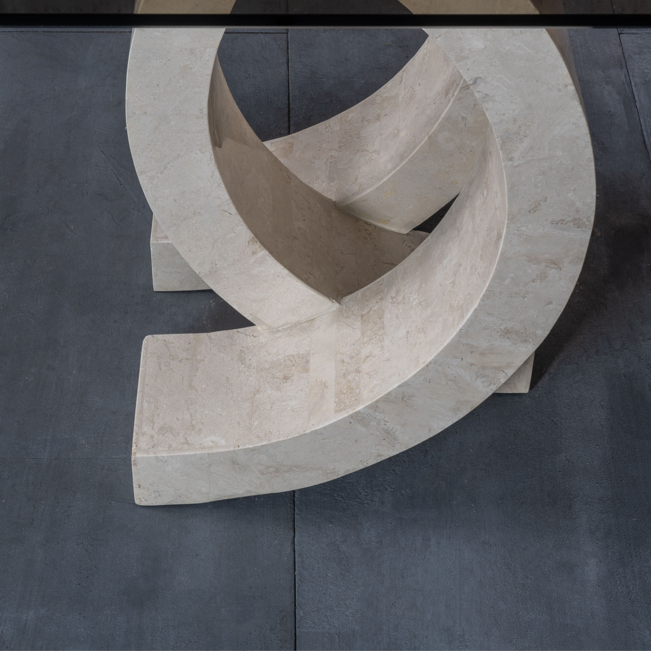 Tavolo da pranzo in pietra "Coco" top in vetro temperato cm 180x100 76h