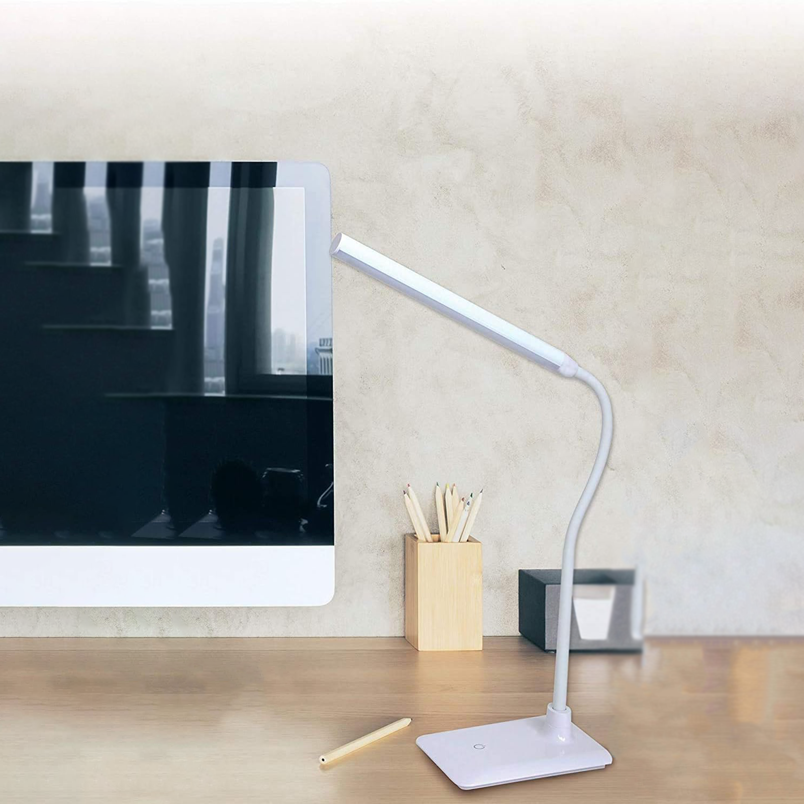 Lampada led da tavolo "Slim" in ABS 6 W accensione touch cm 17x12 70h