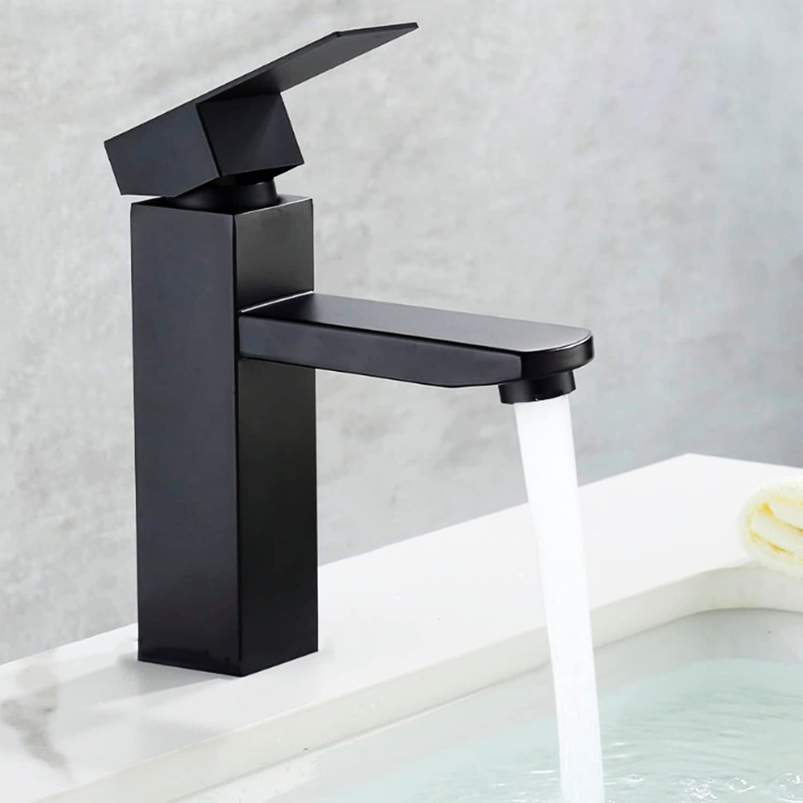 Robinet élégant en laiton pour lavabo monocommande noir mat