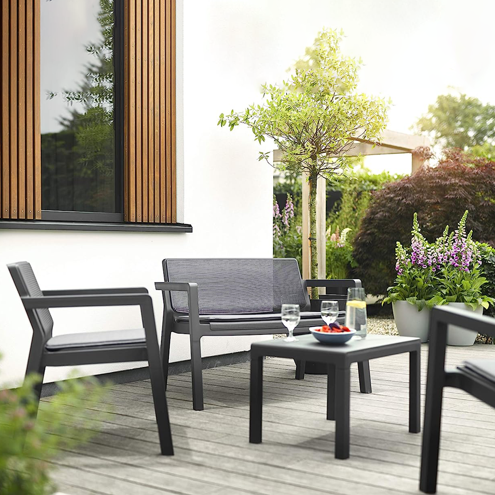 Salón de jardín en resina "Emily" sofá grafito + 2 sillones + mesa de centro con cojines