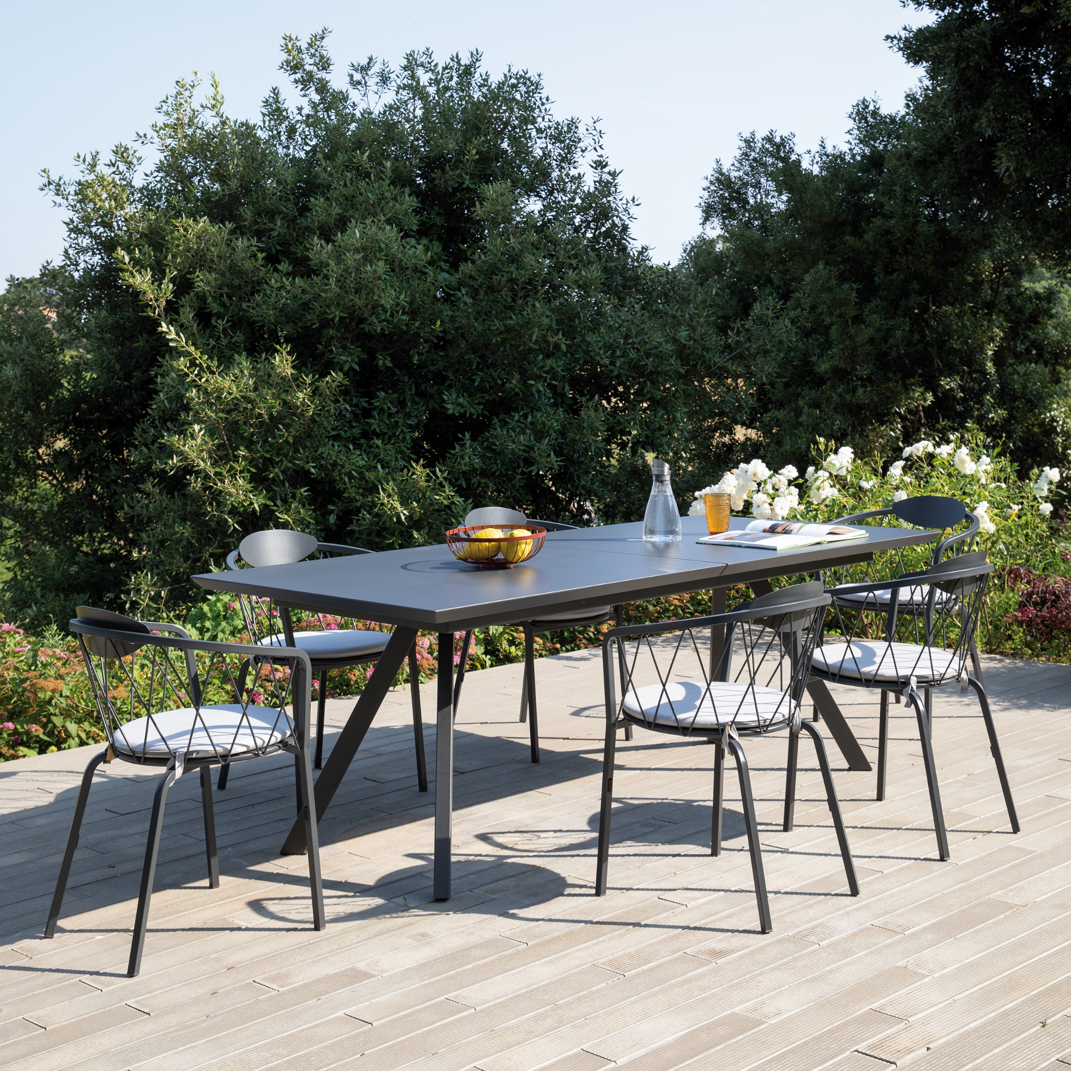 Table fixe en métal peint "Daisy8" pour jardin moderne 185x90 cm 75h