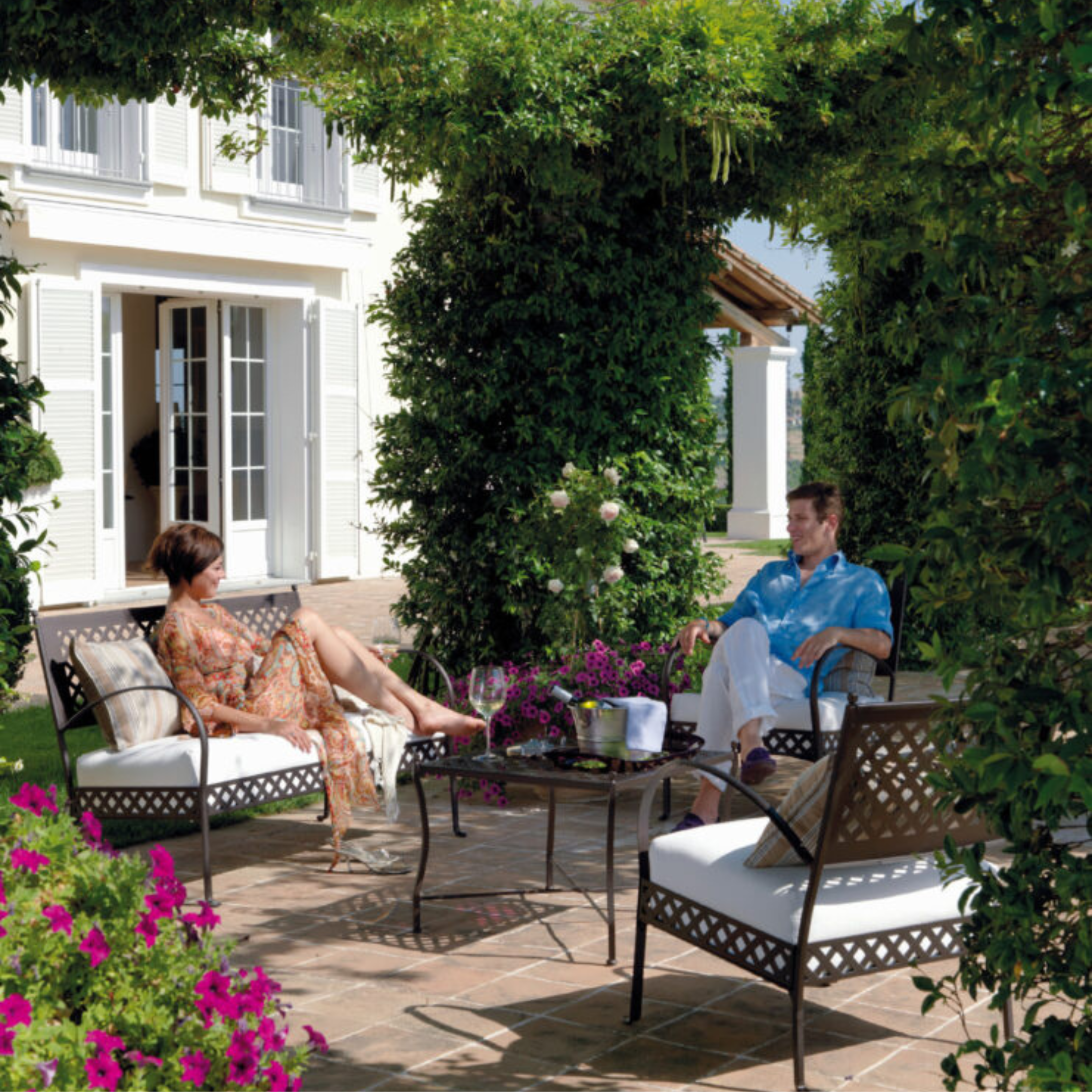 Table basse en métal "Printemps" table basse pour jardin 64x64 cm 49h