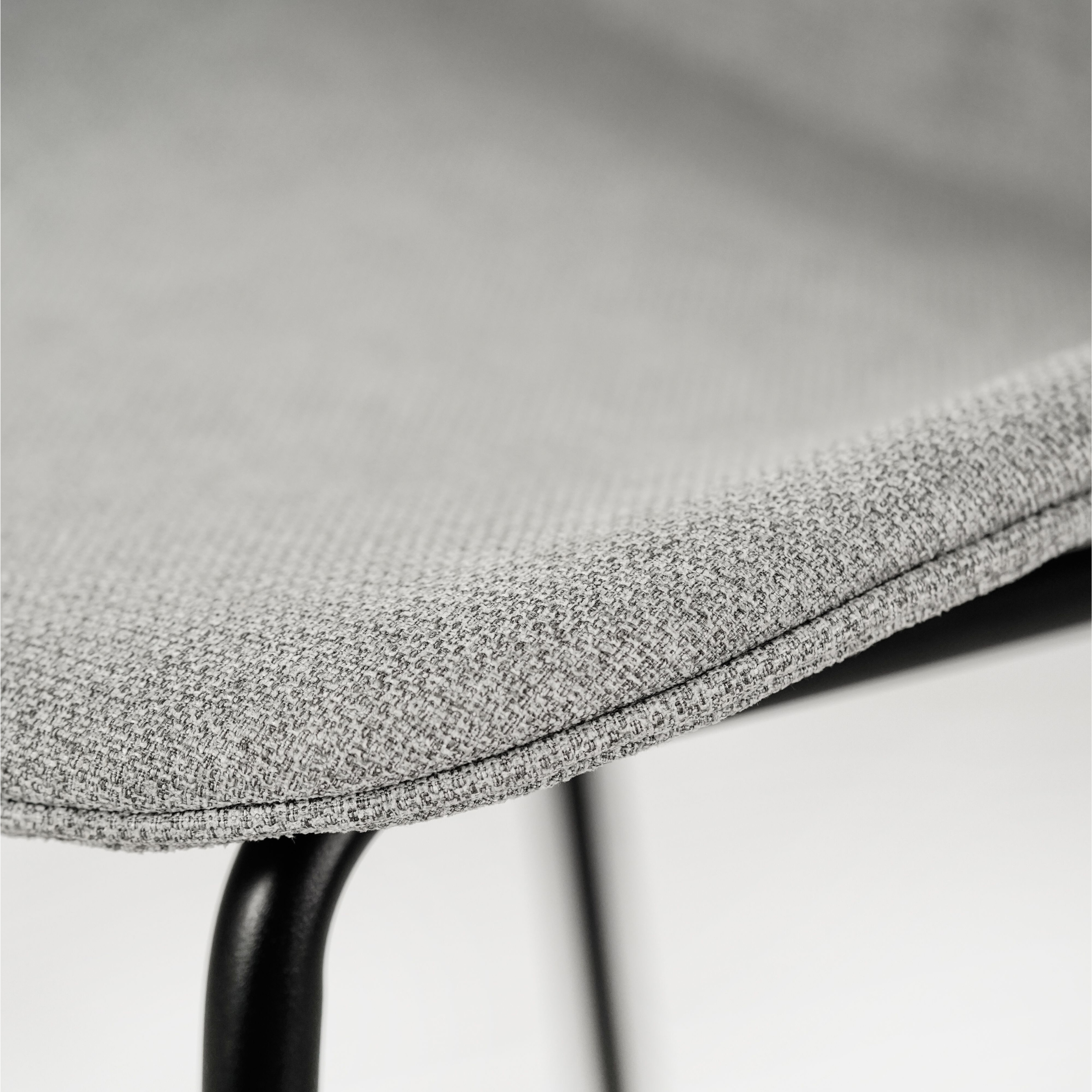 Silla elegante y moderna de tela "Eva" 46x57 cm 80h