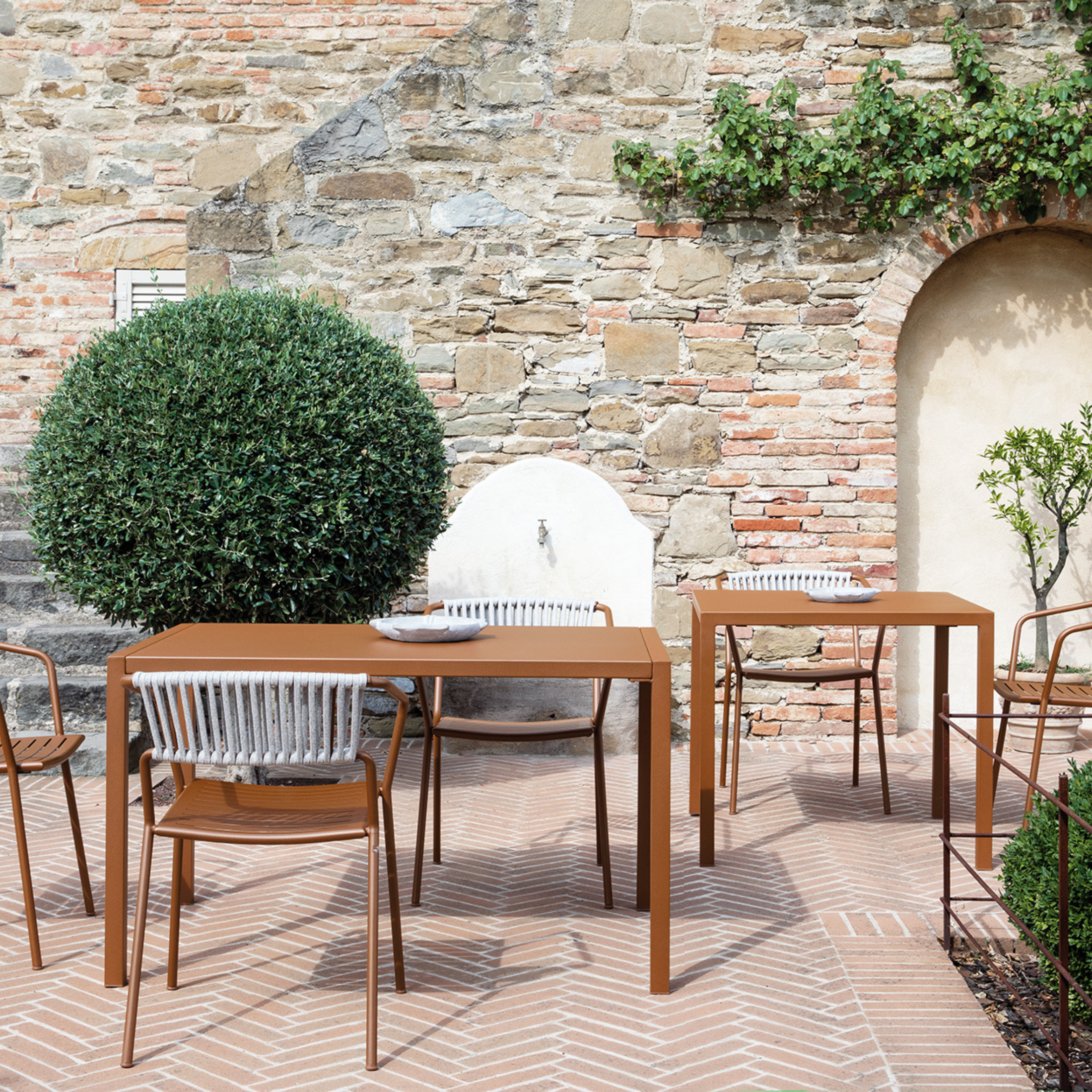 Table de jardin fixe rectangulaire en métal "Quatris" 80x60 cm 75h