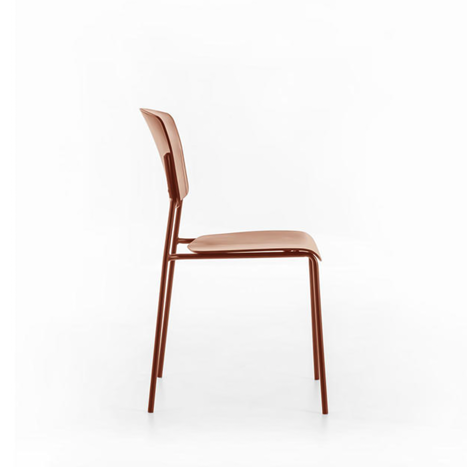 Set di sedie moderne in polipropilene "Giada" impilabili con gambe in metallo verniciato