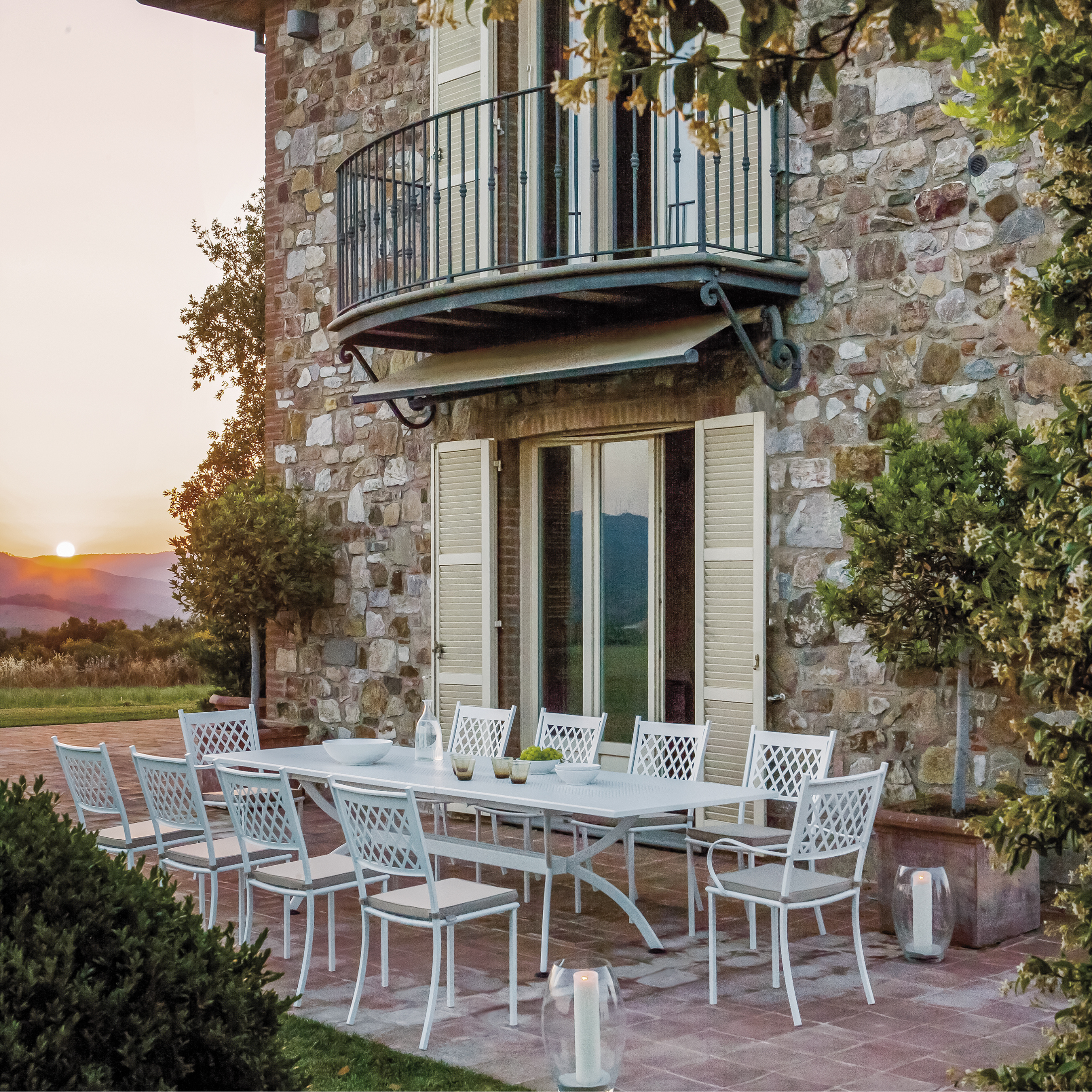 Set di sedie moderne da giardino "Summertime" in metallo verniciato impilabili cm 49x57 95h