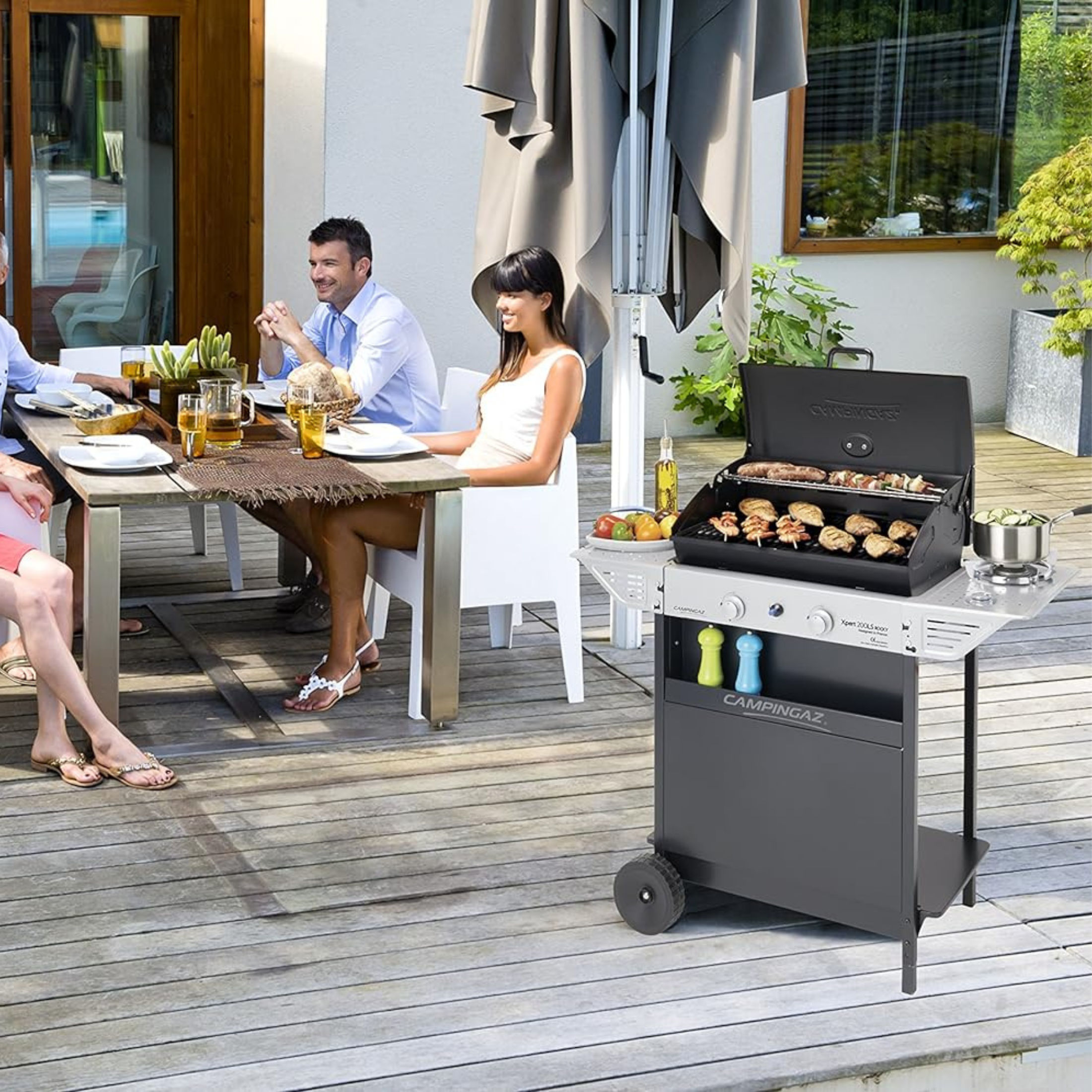 Barbecue a gas in acciaio inox "Xpert 200LS Plus+Rocky" 2 griglie in ghisa e ruote