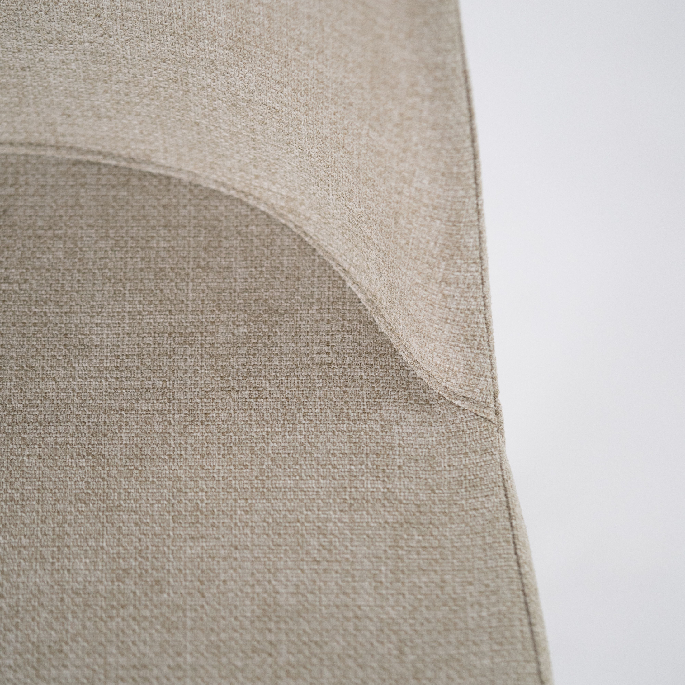 Set di sedie moderne in tessuto "Giglio" con gambe in metallo verniciato cm 46x55 85h