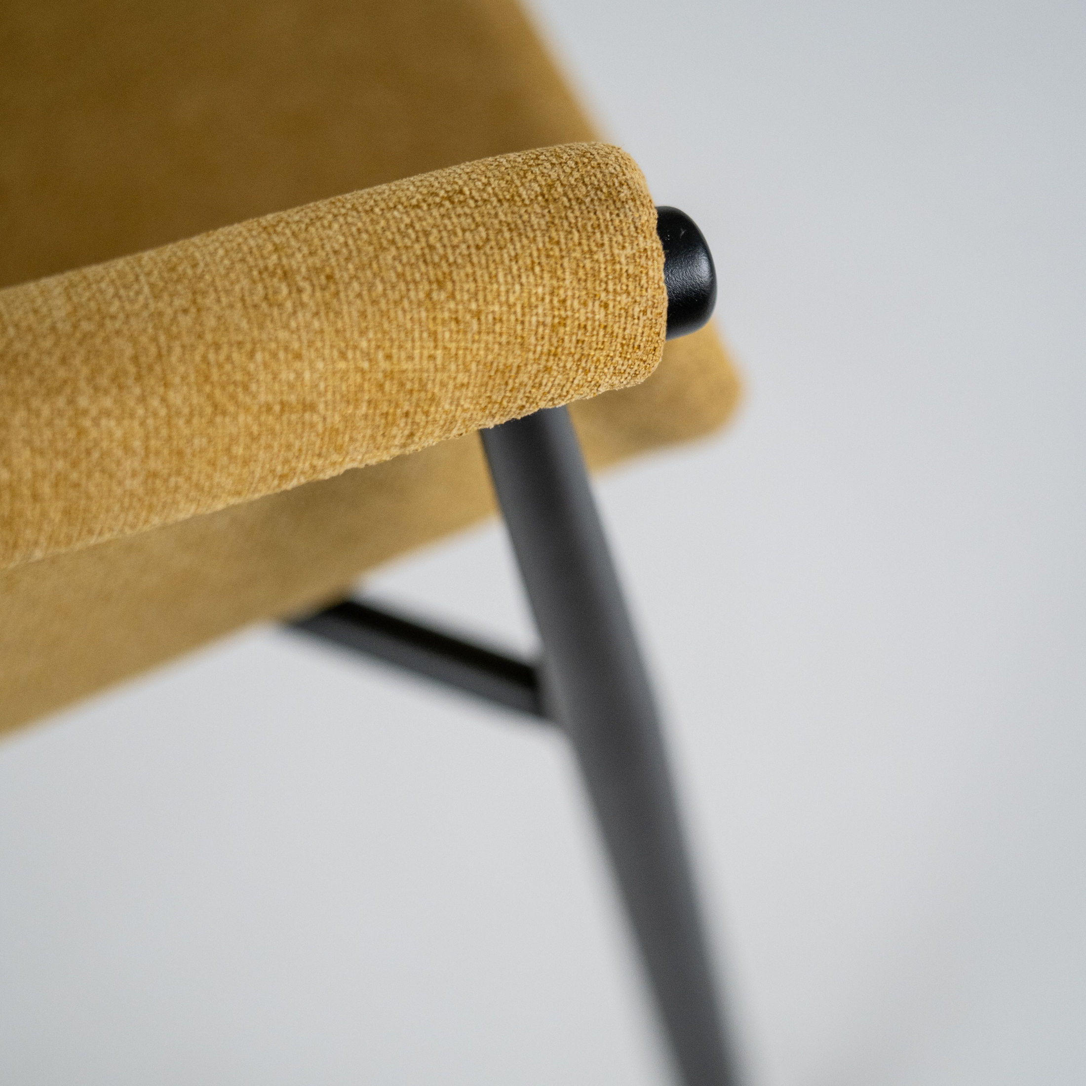 Set di sedie moderne in tessuto "Orchidea" eleganti con struttura in metallo verniciato