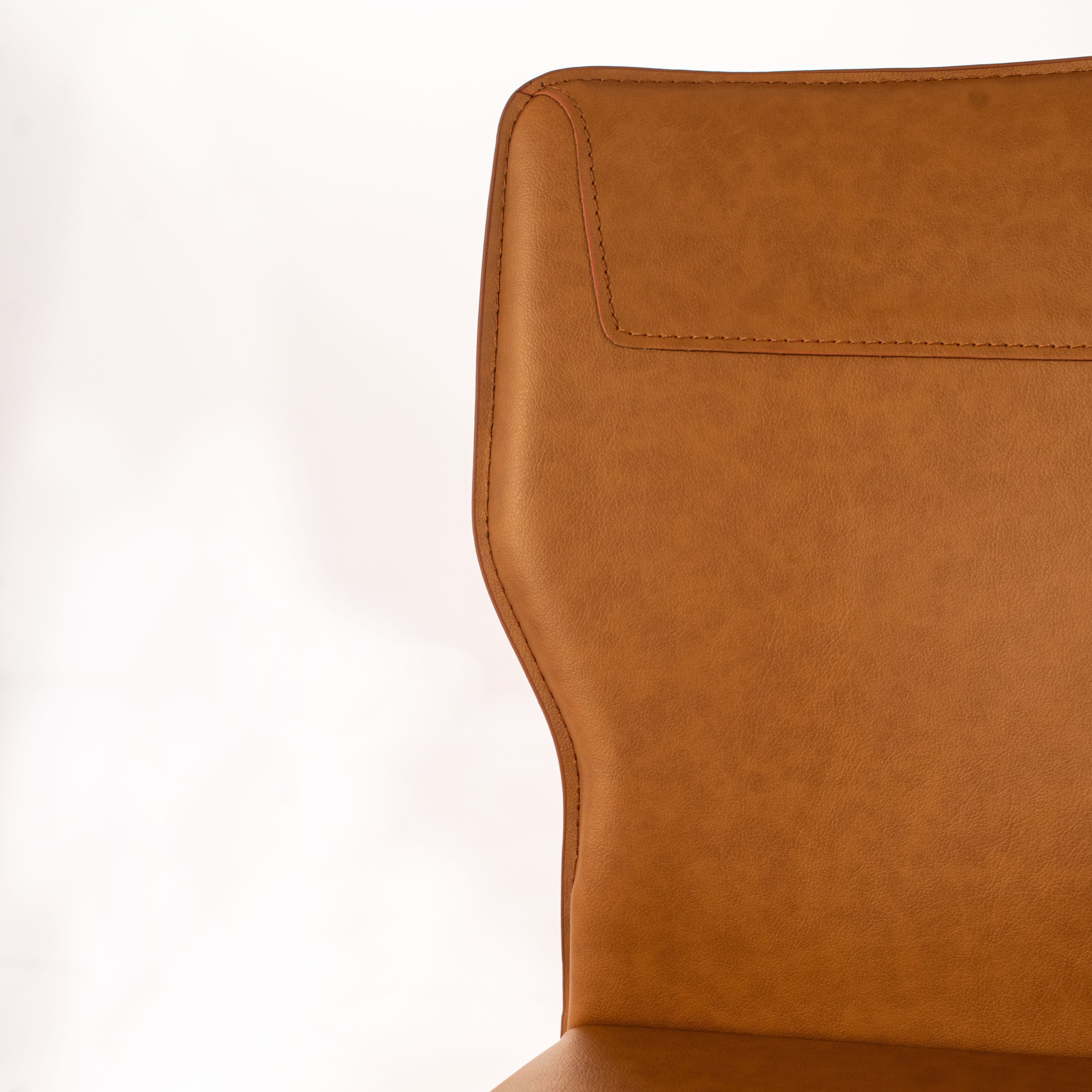 Set di sedie in similcuoio "Quito" moderne con gambe in metallo cm 44x56 86,5h