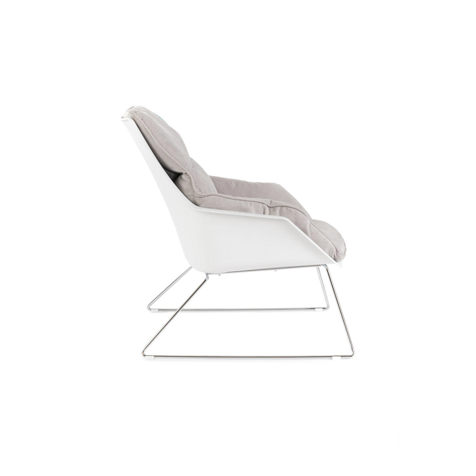 Fauteuil moderne rembourré "Grace" en tissu avec pieds en métal 74x85 86h cm