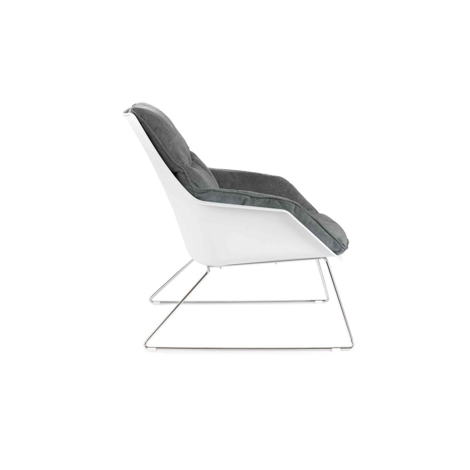 Fauteuil moderne rembourré "Grace" en tissu avec pieds en métal 74x85 86h cm