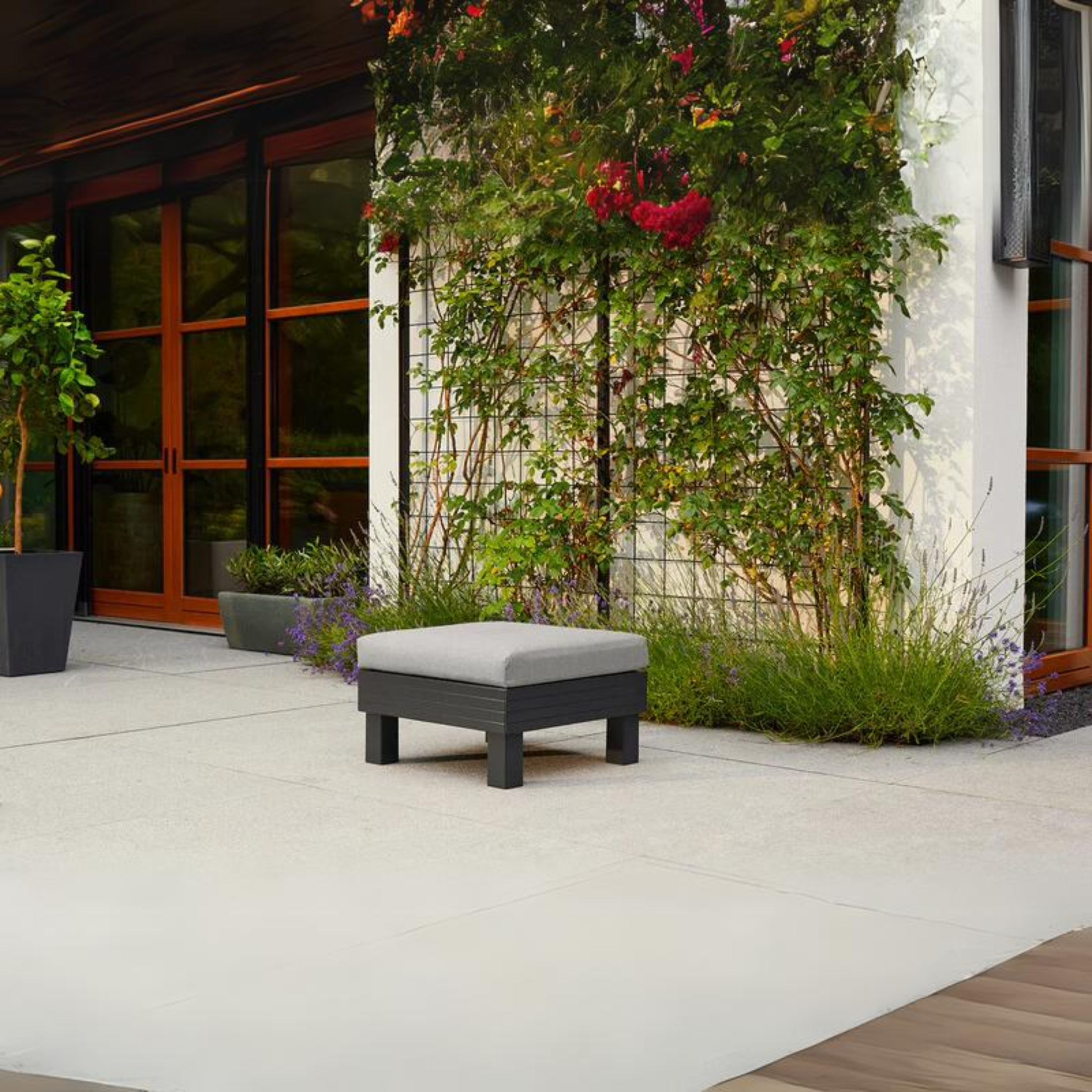 Set da giardino 5 posti "Elements" divano 2 poltrone e 1 tavolino modulare