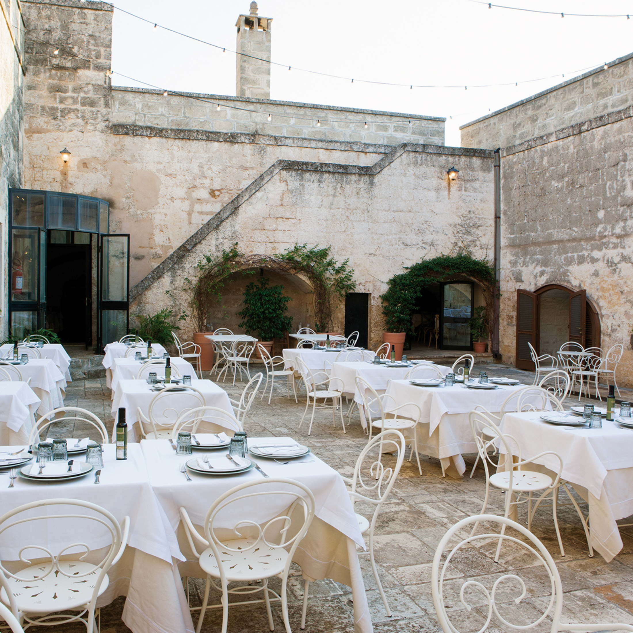 Silla de jardín apilable "Mimmo" de metal pintado 43x52 cm 89h