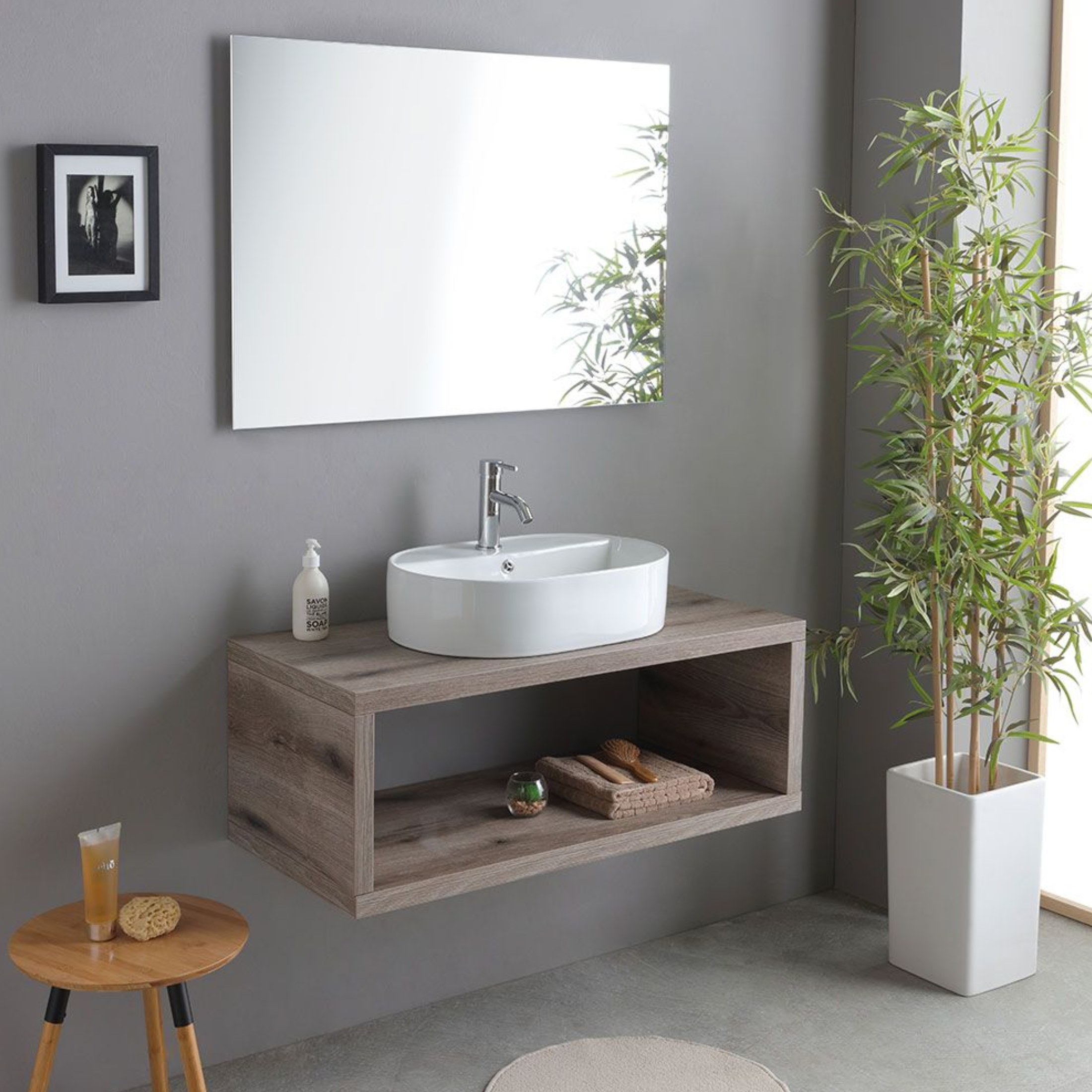 Mobile bagno sospeso rovere fossile "Kos" 100 cm con lavabo ovale bianco in ceramica e specchio rettangolare