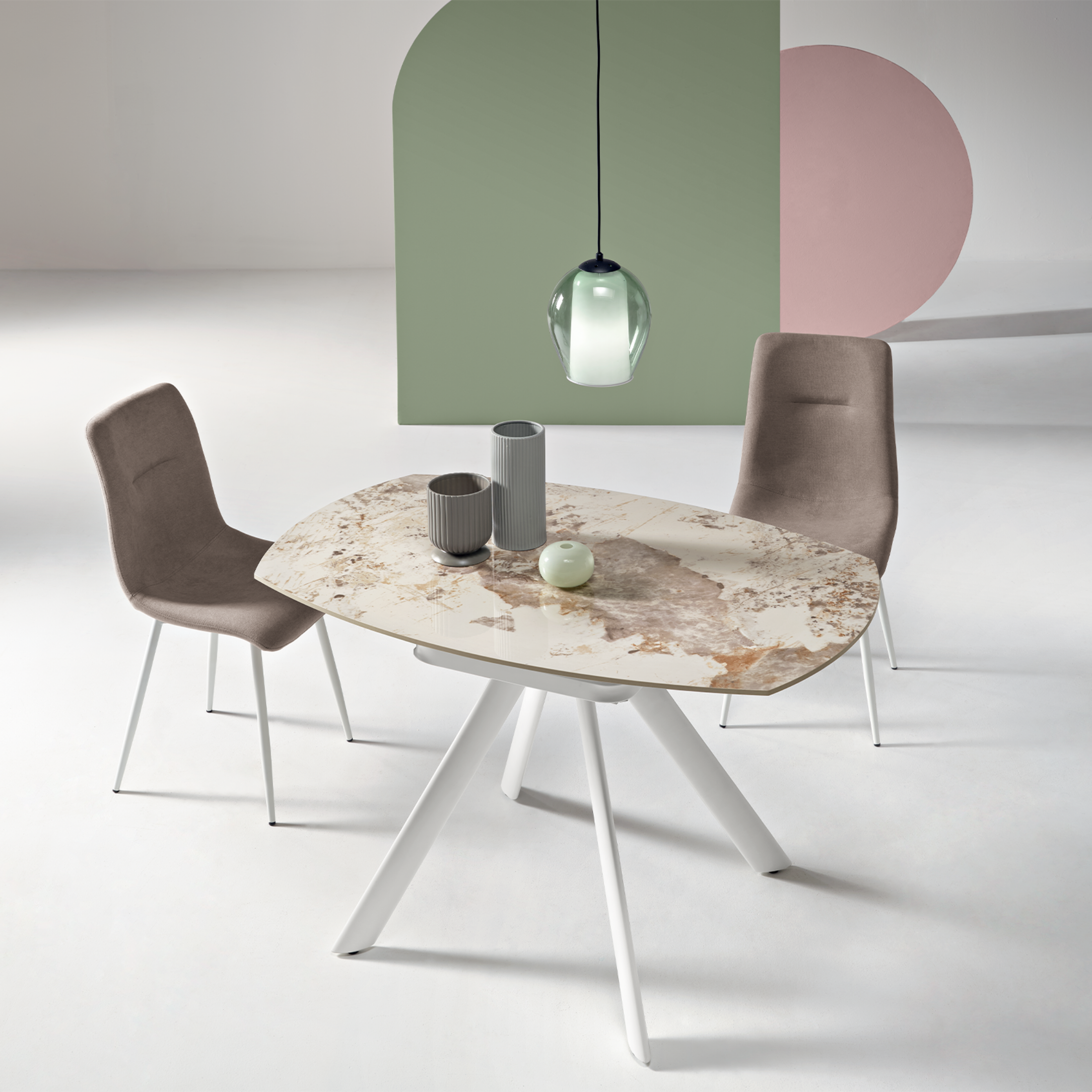 Tavolo allungabile "Lena" effetto marmo con piano girevole cm 135x87 78h