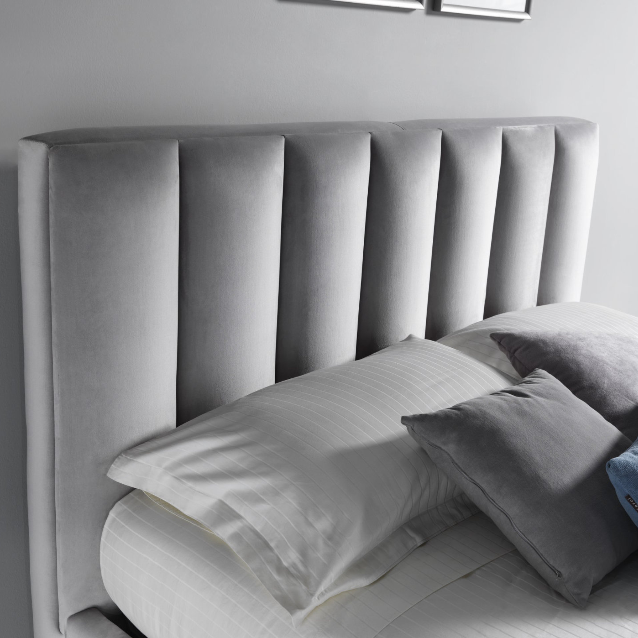 Letto contenitore "Parigi" in velluto