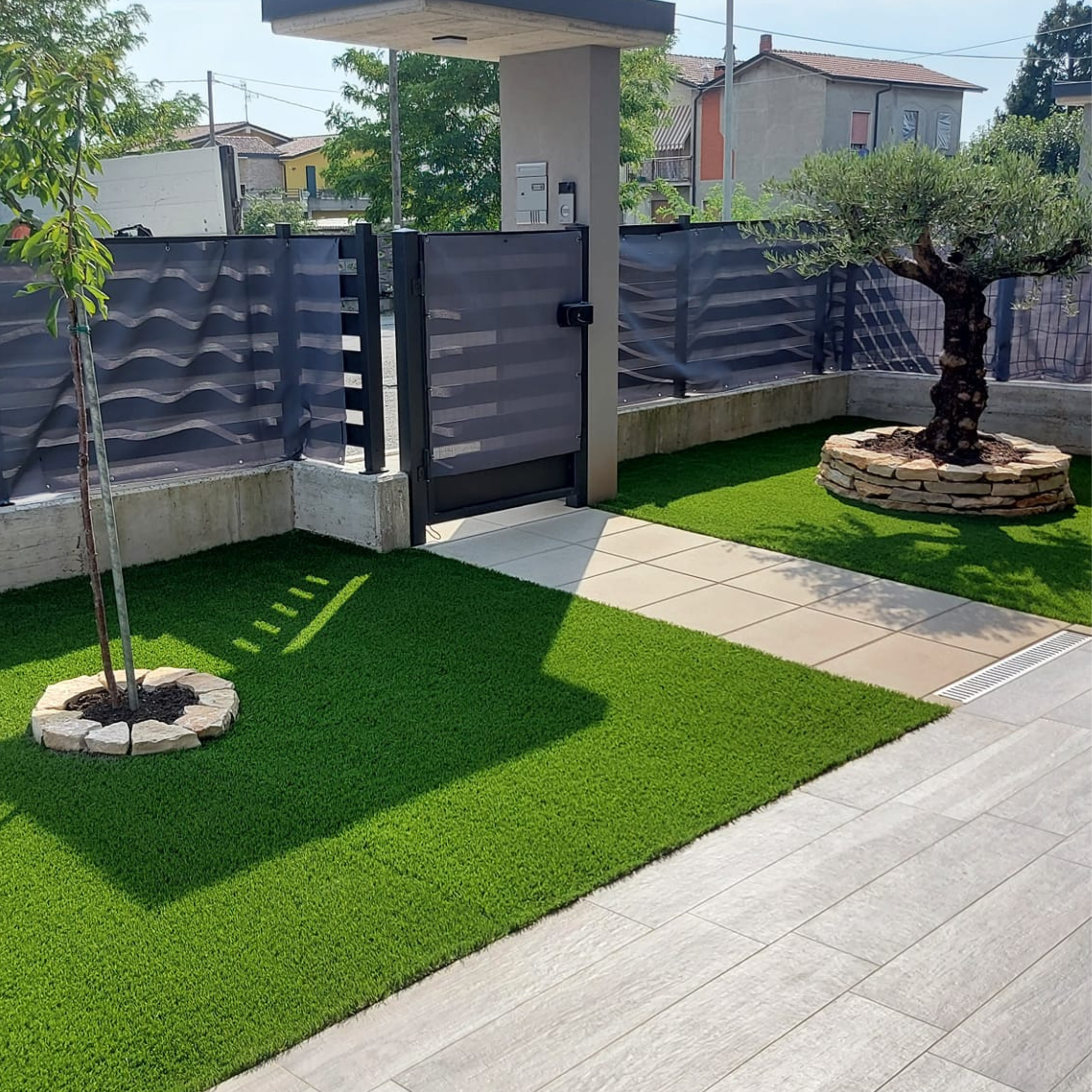 Erba sintetica con fibra gialla per giardino "Happes" tappeto erboso drenante alta qualità