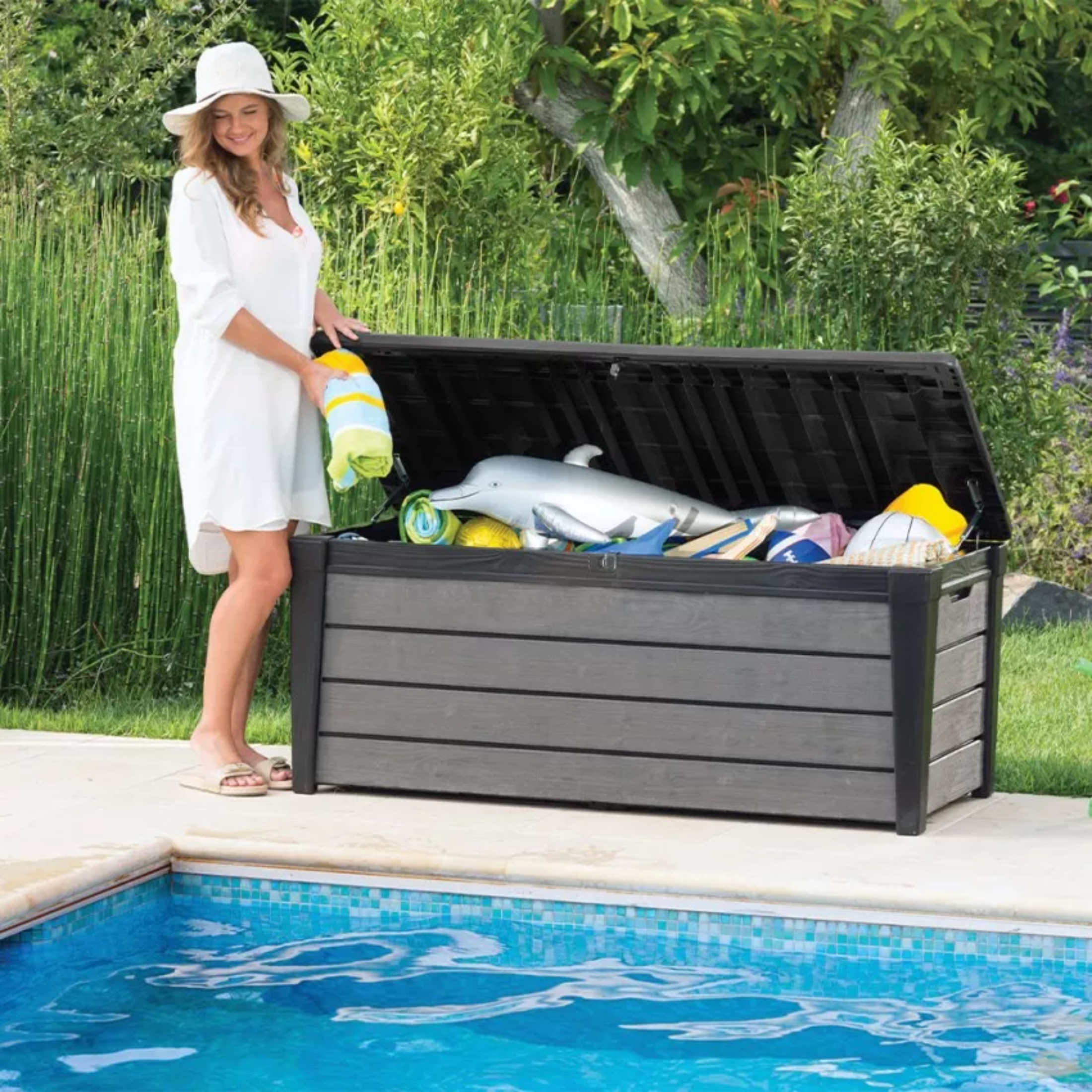 Baule capiente da esterno "Brush" in resina effetto legno cm 145x69,7 60,3h