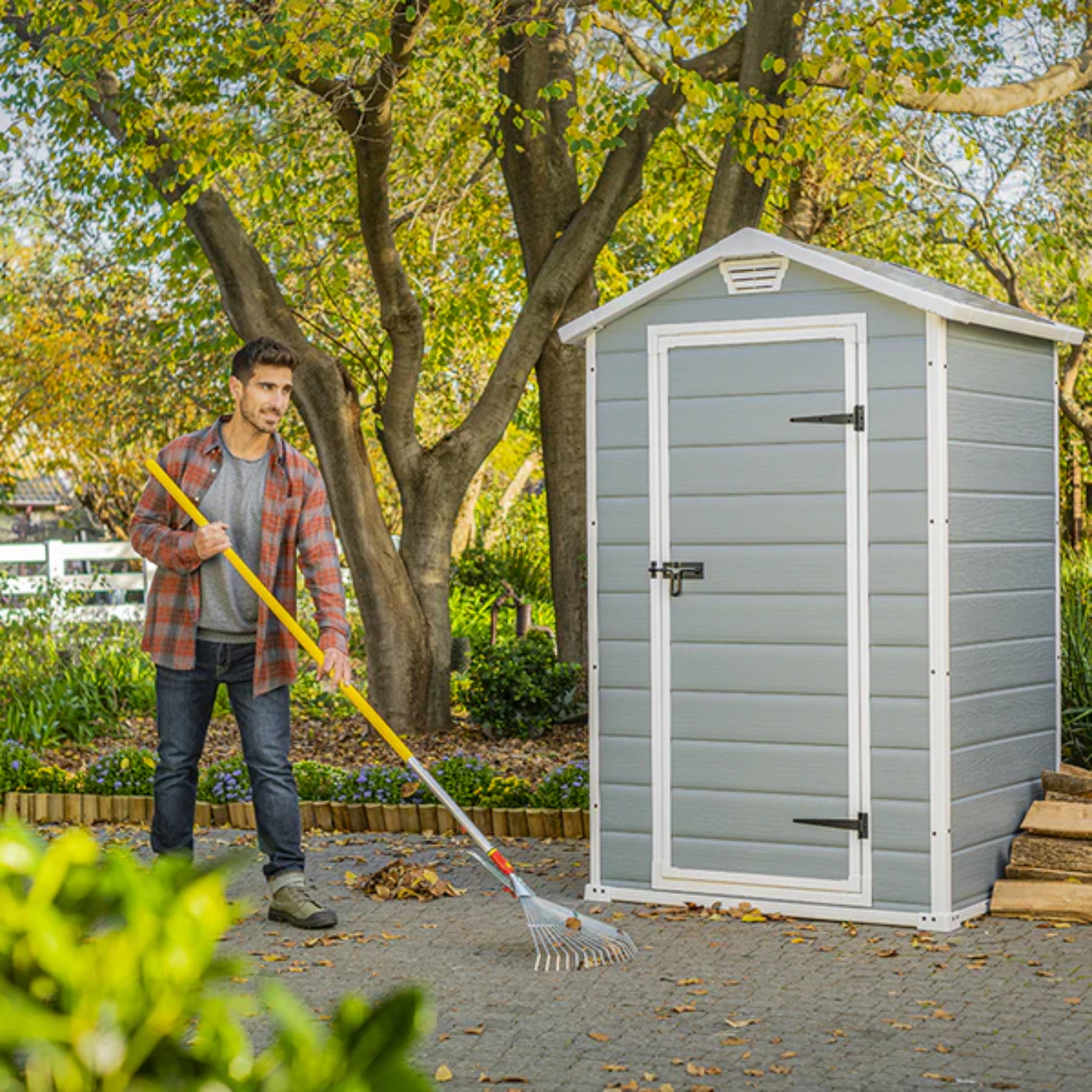Caseta de jardín de resina con 1 puerta "Stilos" 129x103 cm 196h