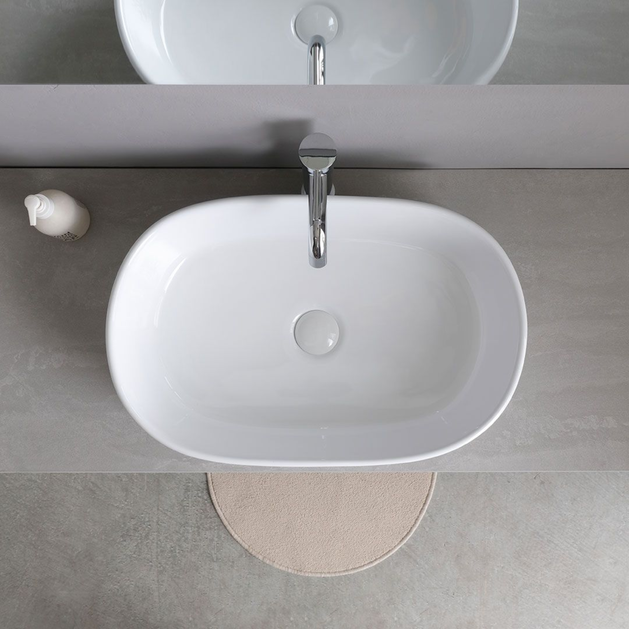 Mobile bagno sospeso grigio "Samos" 100 cm con lavabo in ceramica ovale e specchio semplice