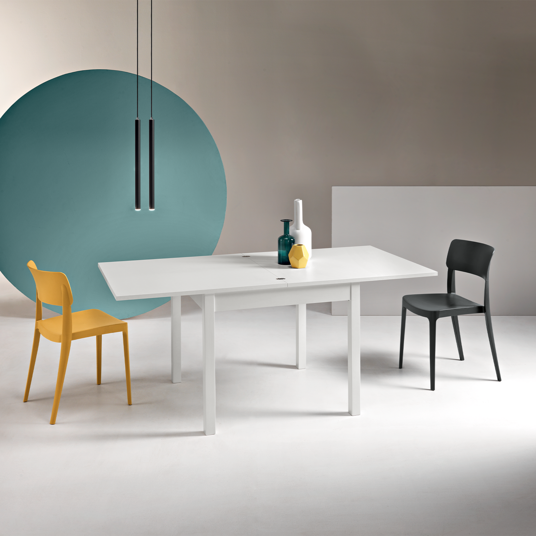 Tavolo allungabile moderno "Torian" con meccanismo di apertura a libro cm 90/180x90 78h