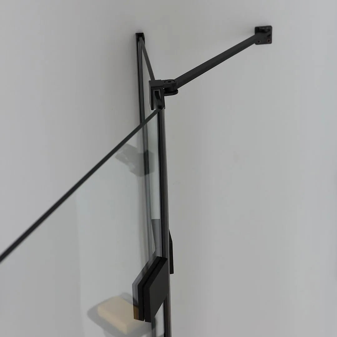 Box doccia bagno nero moderno "Lions" senza profili con 2 battenti magnetici in cristallo