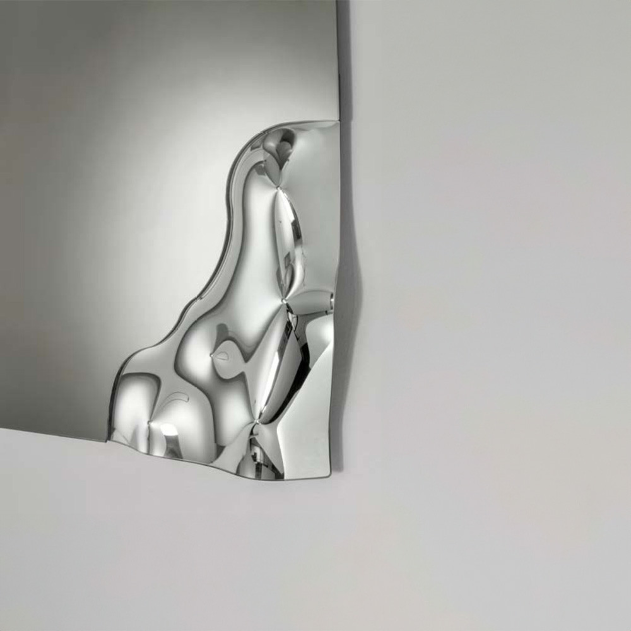 Specchio moderno rettangolare "Letizia" con angolo in vetro fuso cm 170x68 h