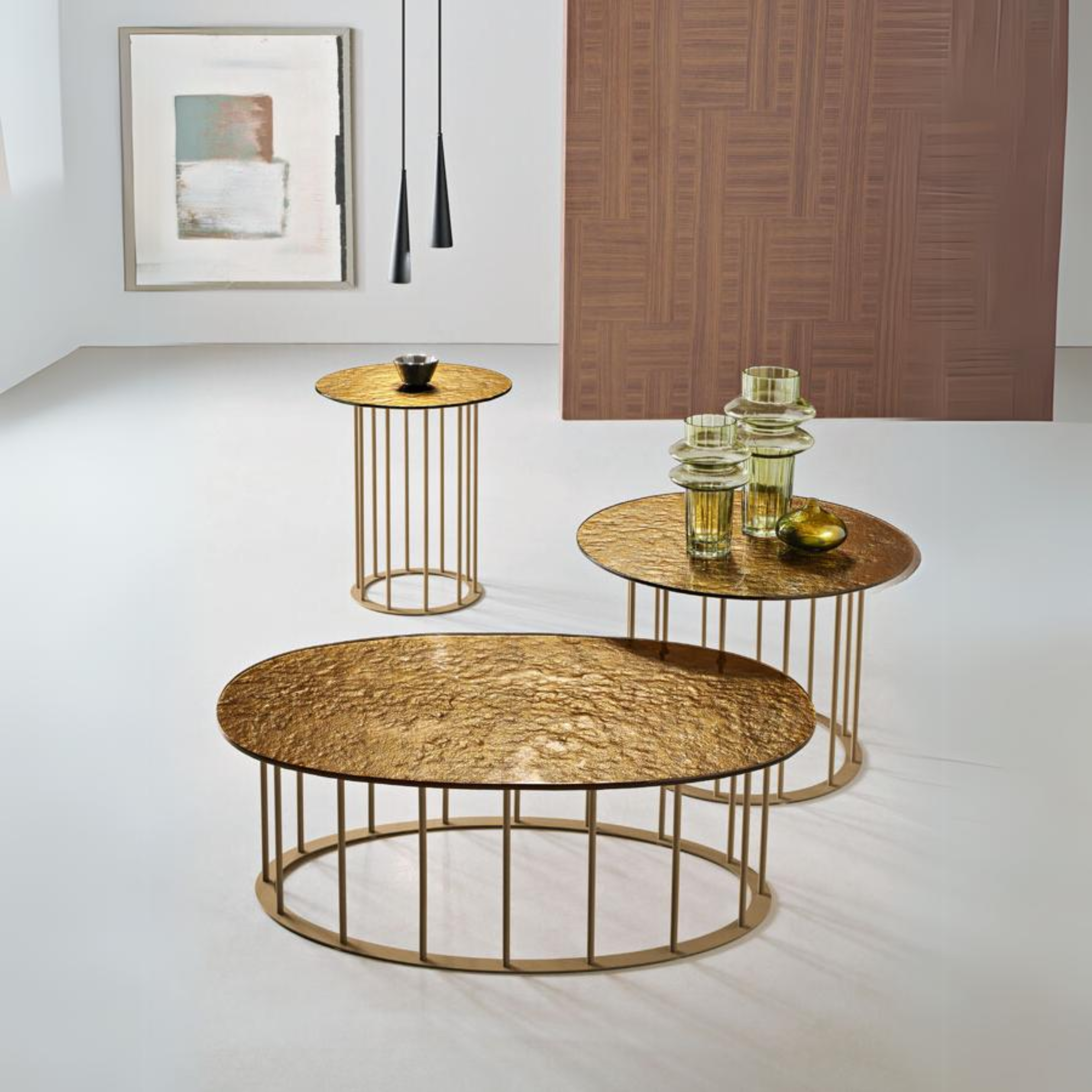 Elégante table basse "Mute" avec piètement en métal