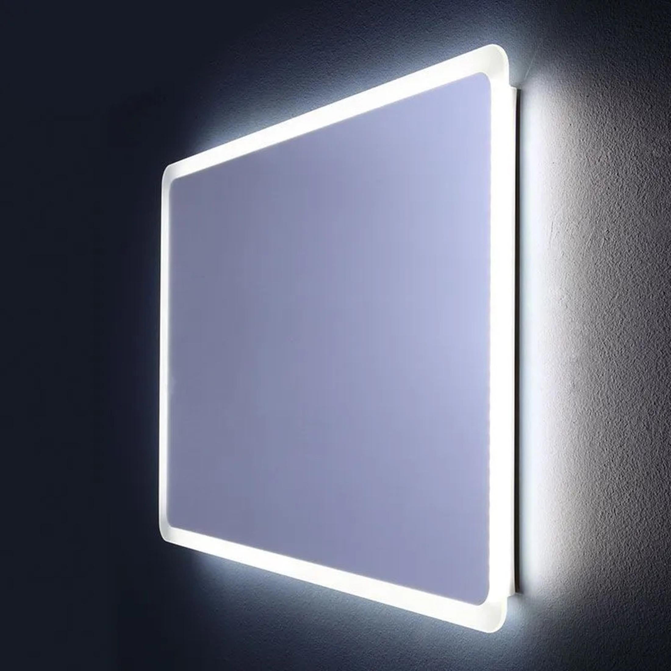 Specchio a led stondato da bagno "Dallas" con cornice illuminata