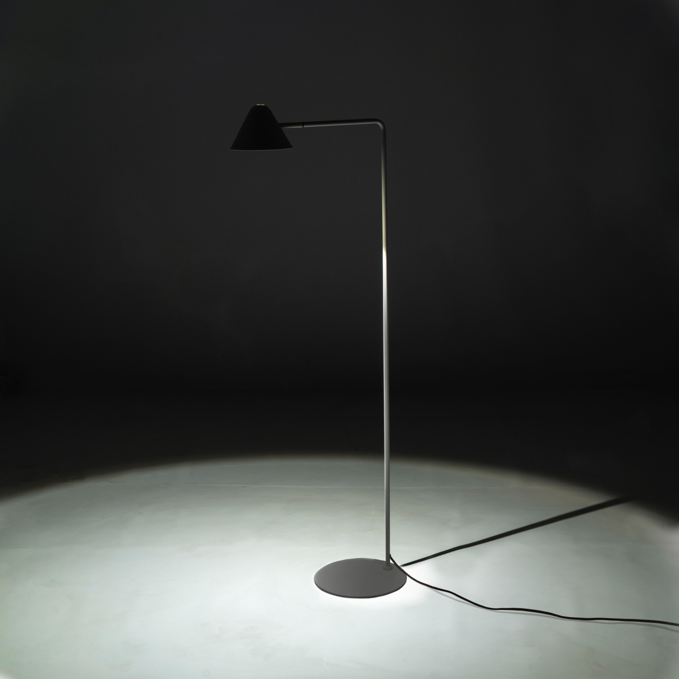 Lampe en métal avec abat-jour "Antares" pour sol, table et suspension