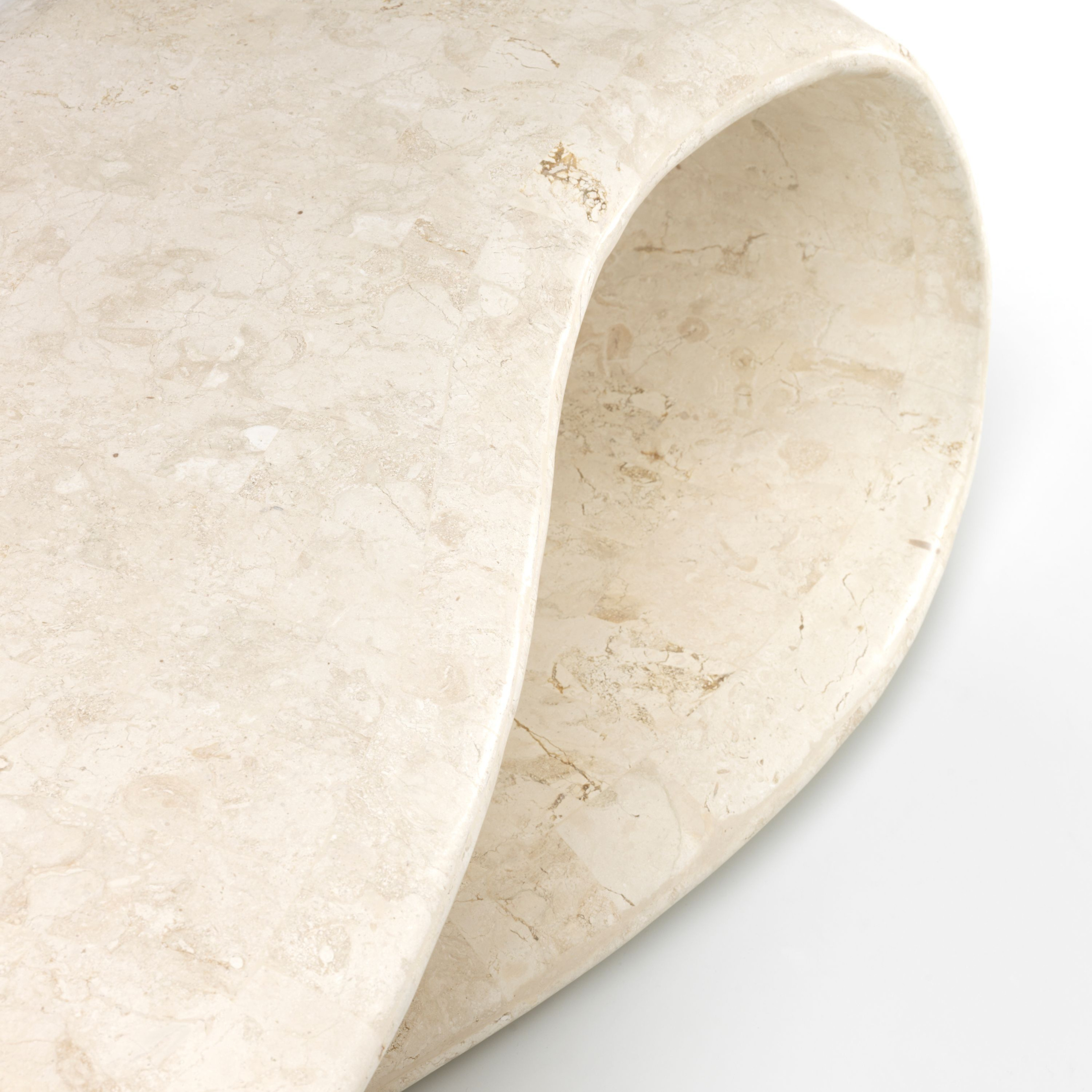 Table basse design en pierre fossile "Scarf" 123x60 cm 34h