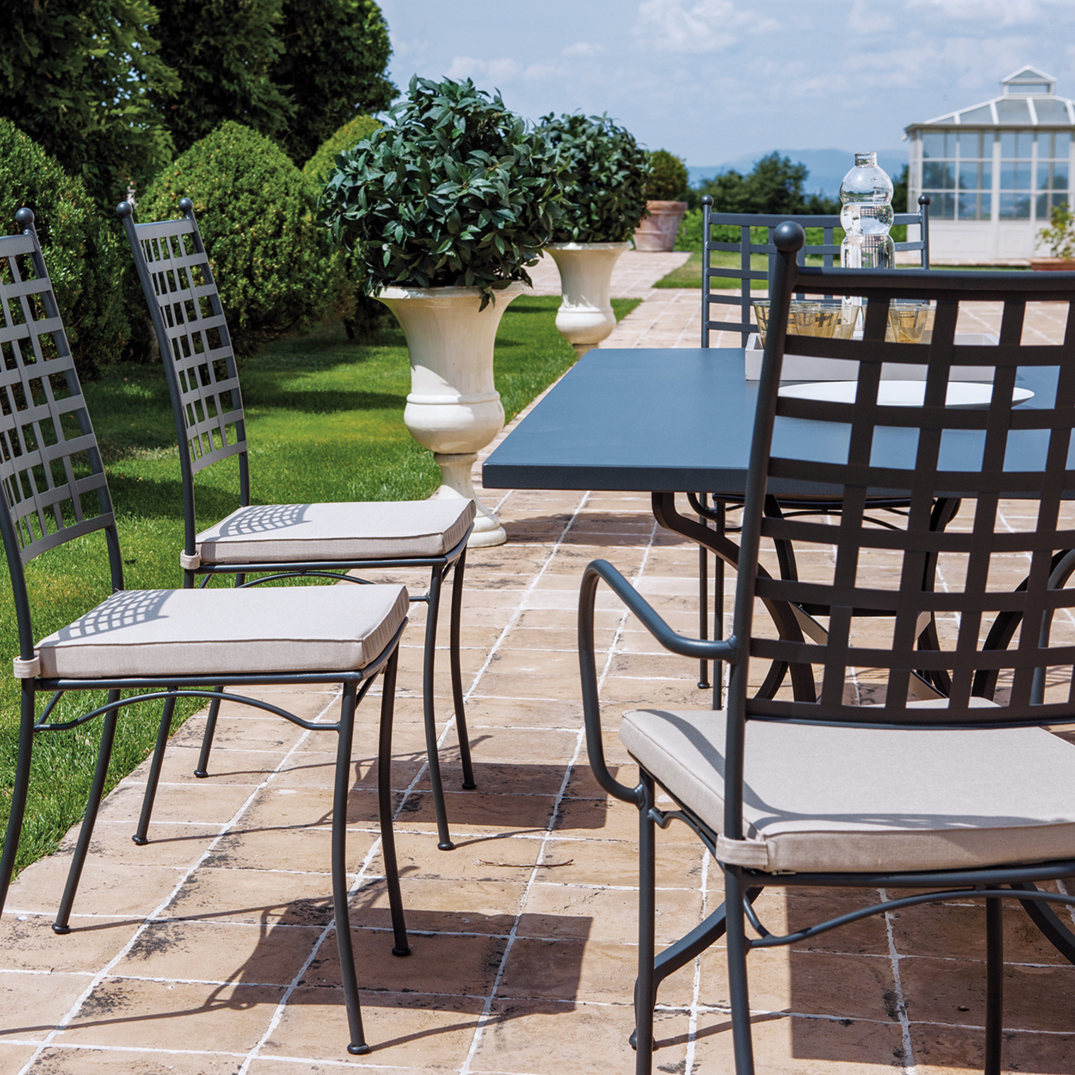 Mesa de comedor para jardín "Tosca" de metal galvanizado h 75 cm