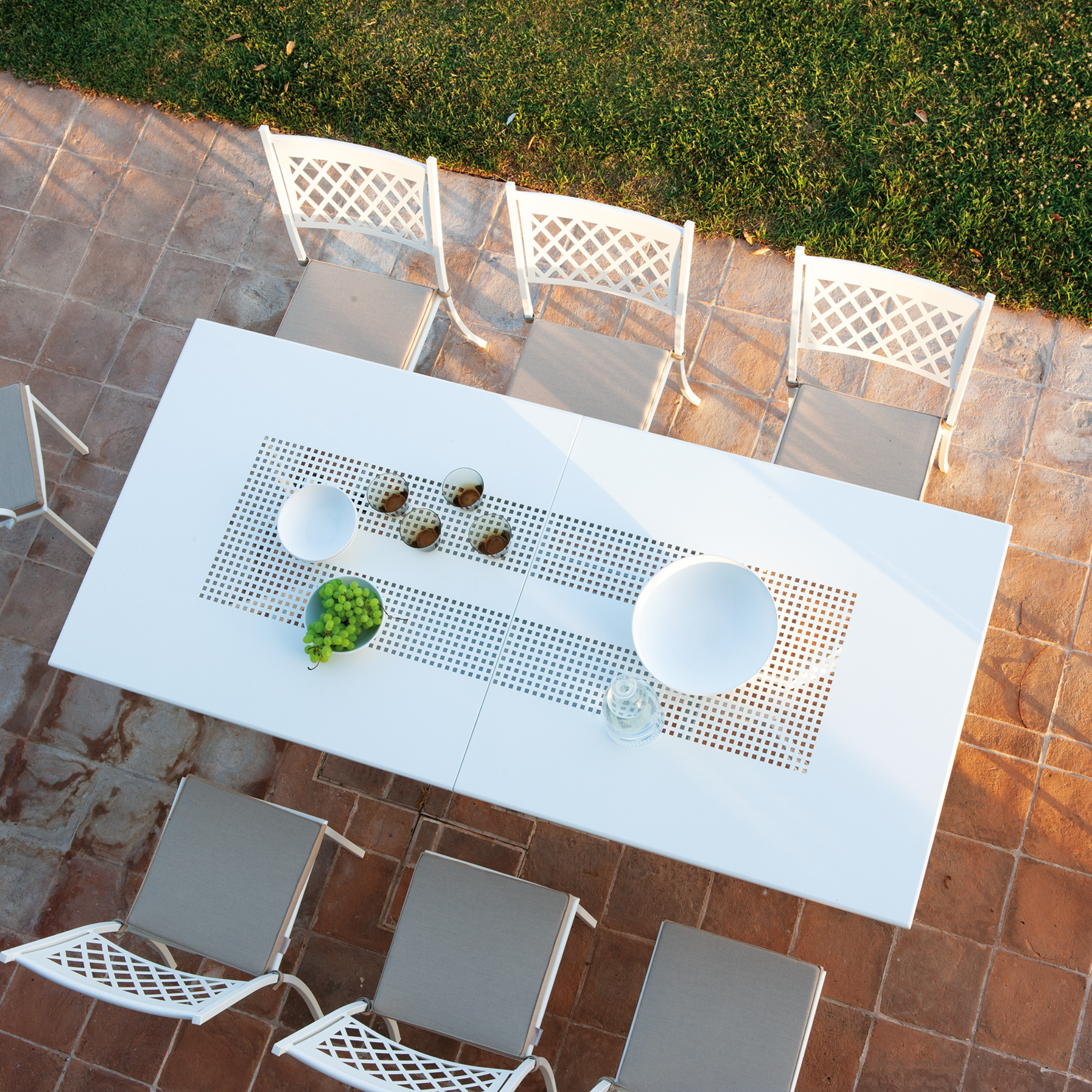 Table extensible en métal "Valentino" pour jardin moderne 220/300x100 cm 75h